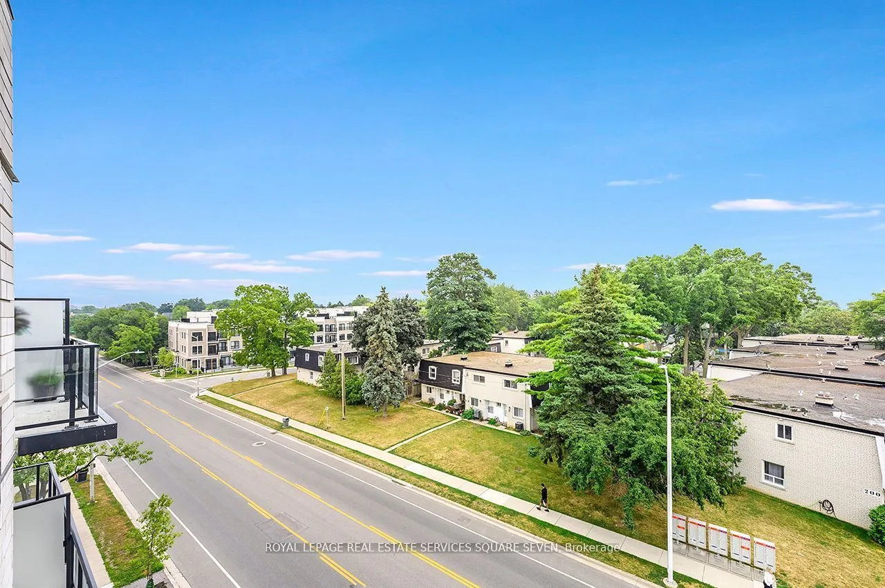 123 Maurice Drive, #412