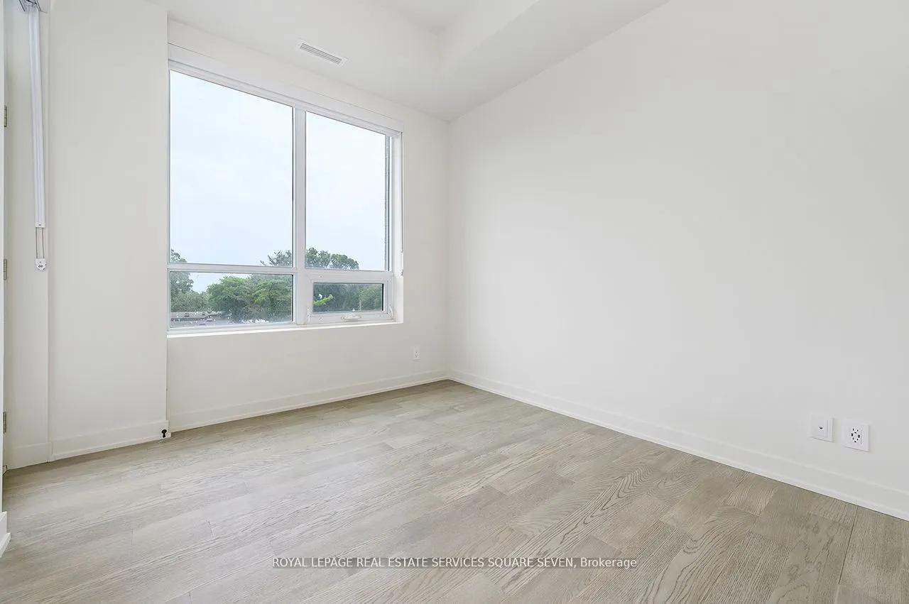123 Maurice Drive, #412