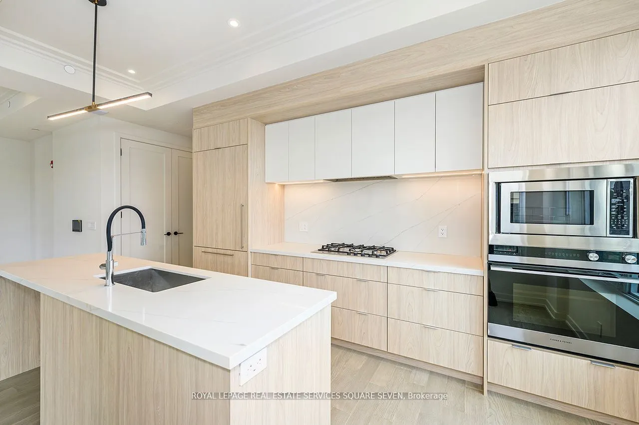 123 Maurice Drive, #412
