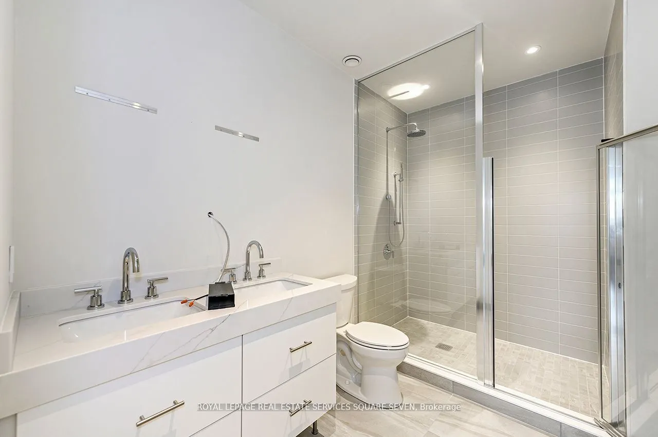 123 Maurice Drive, #412