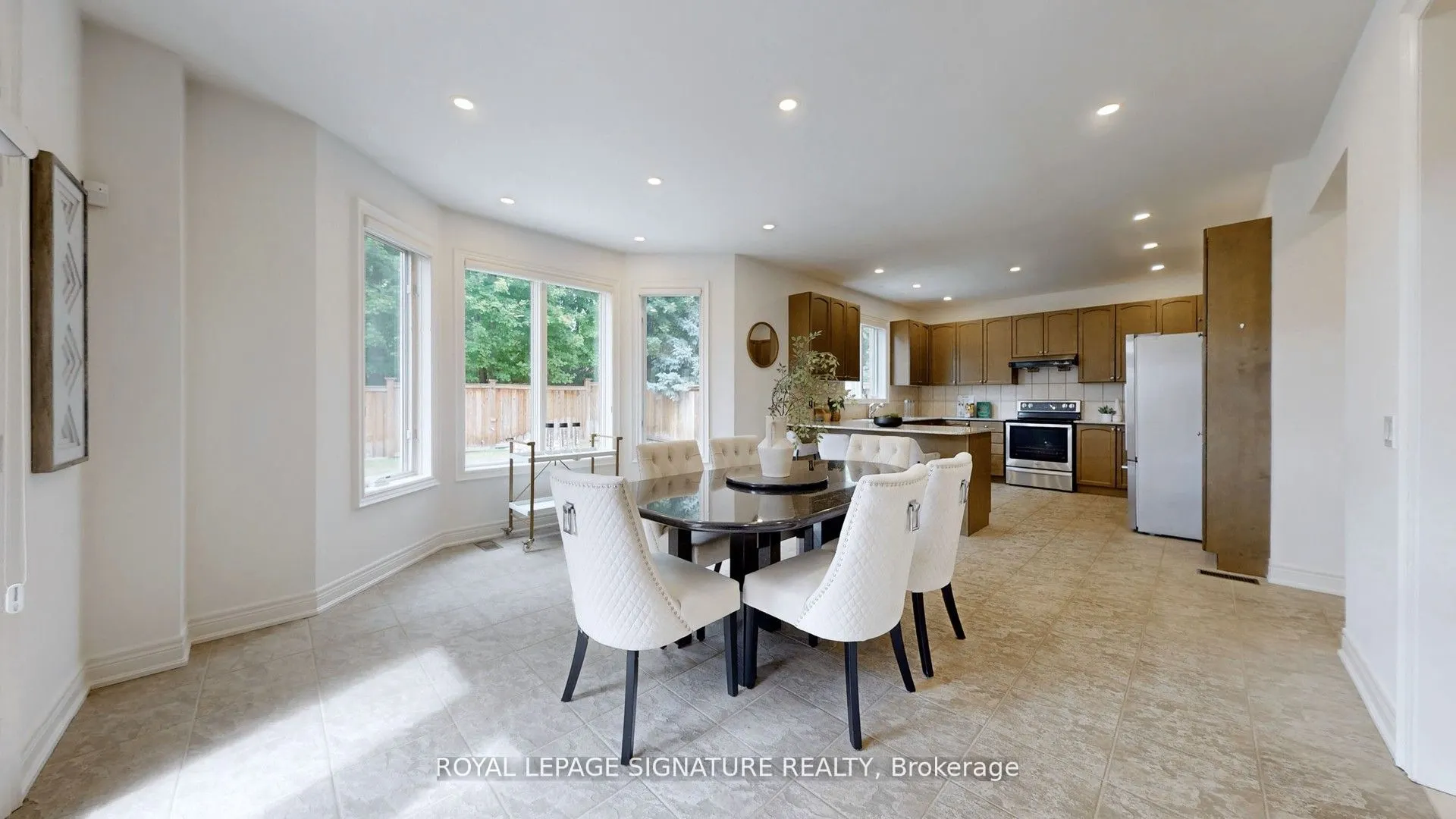 2238 Lyndhurst Drive