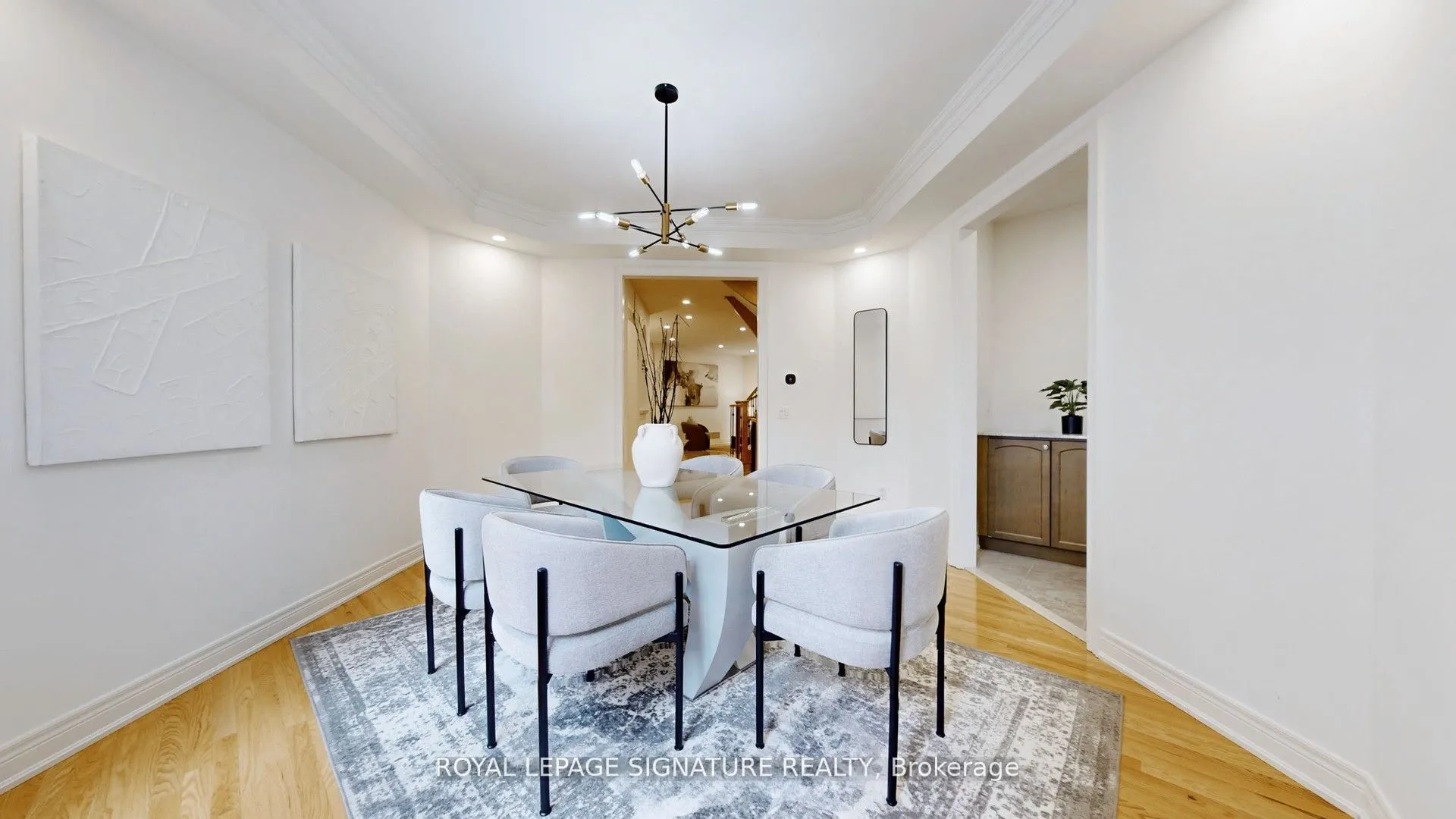 2238 Lyndhurst Drive