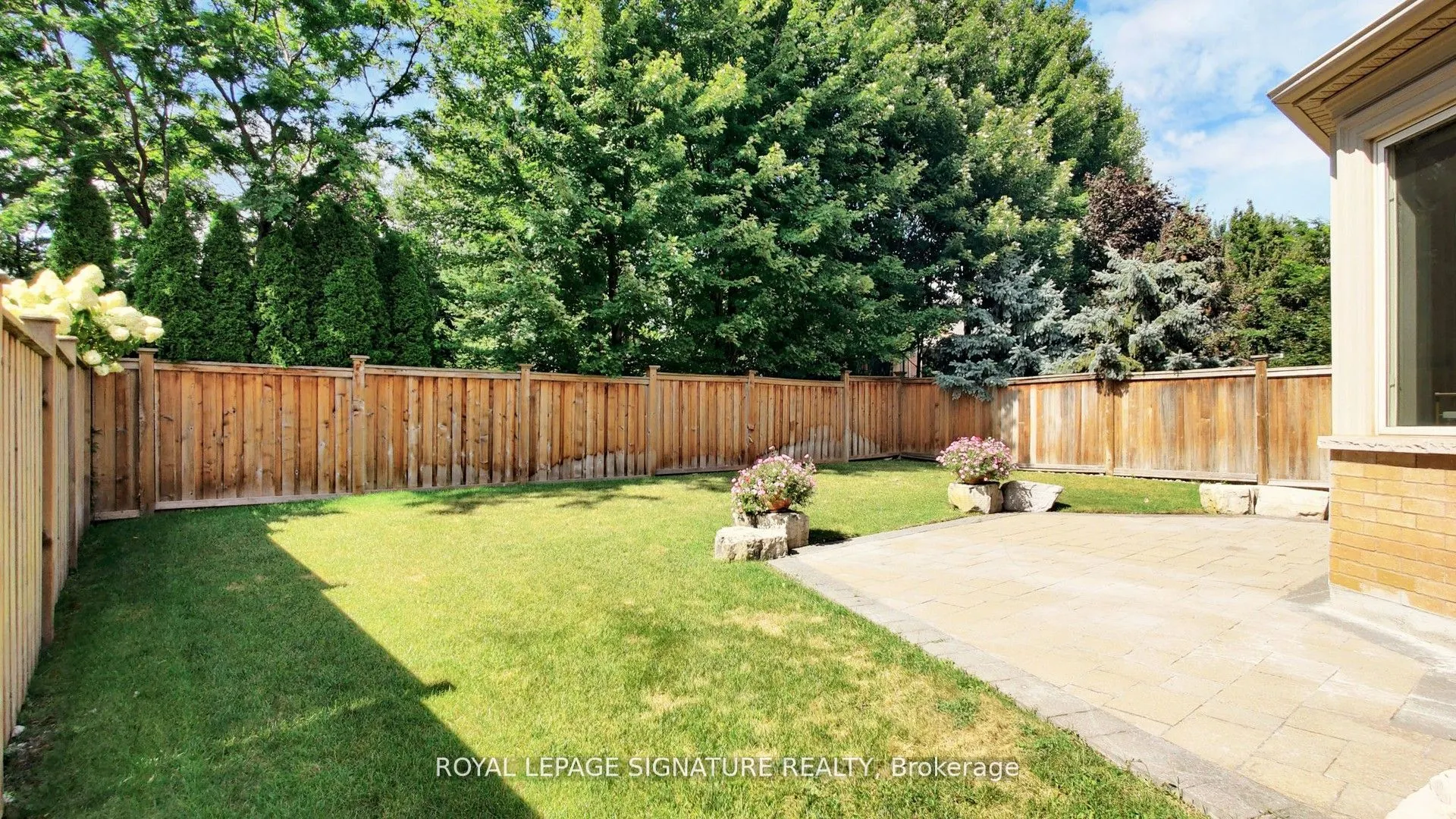 2238 Lyndhurst Drive