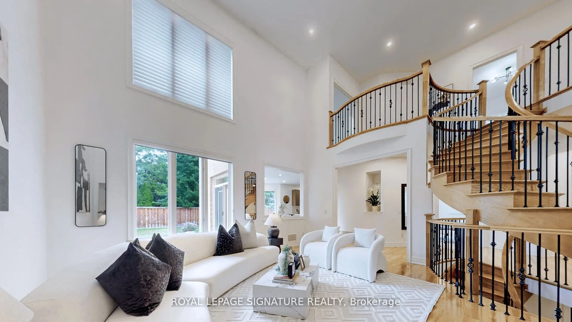 2238 Lyndhurst Drive