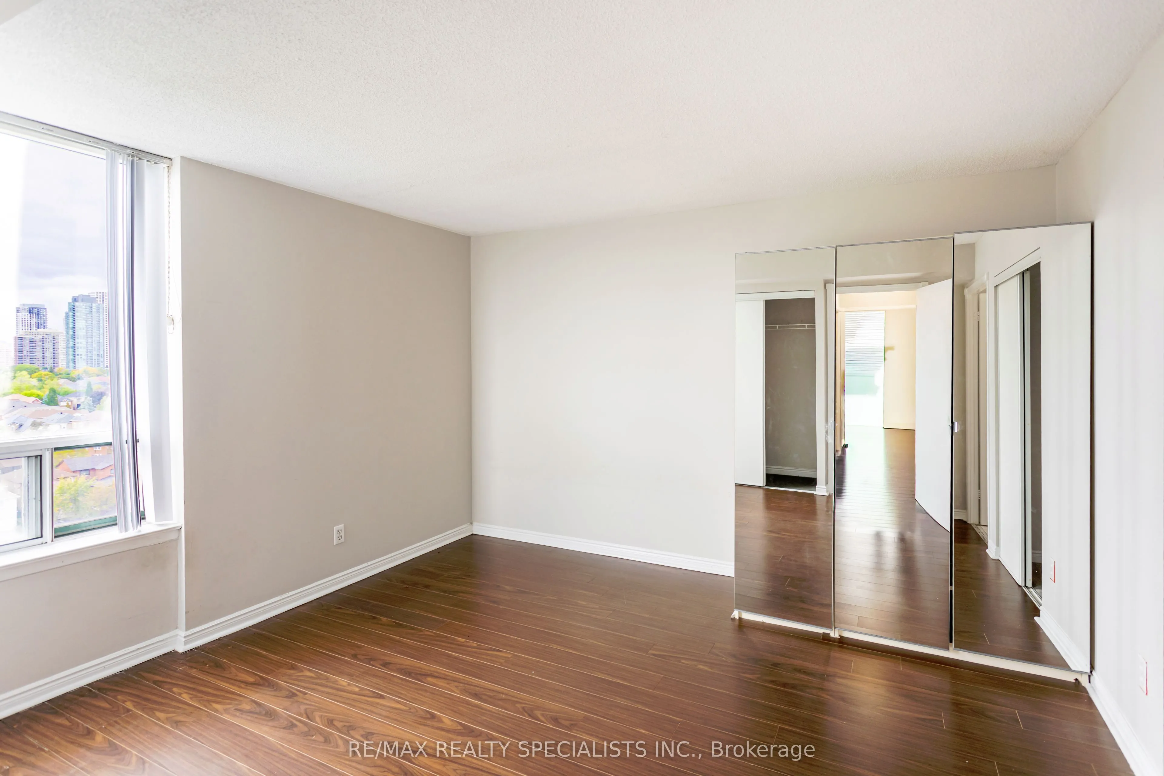 135 Hillcrest Avenue, ## 1211