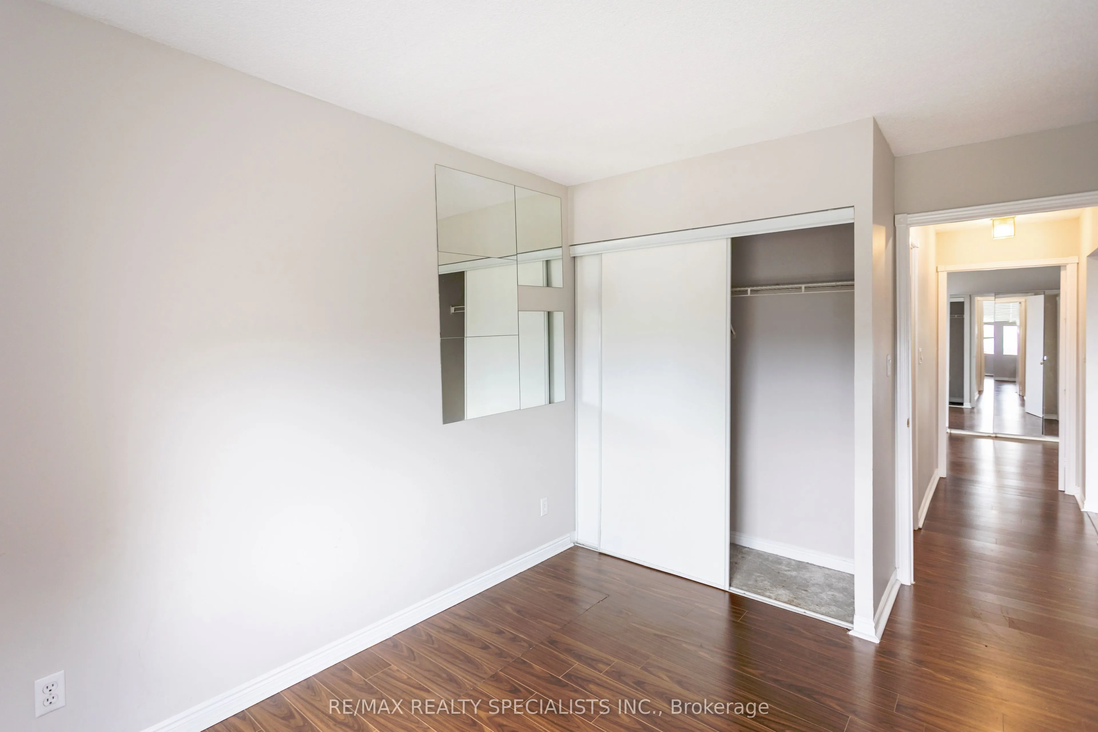135 Hillcrest Avenue, ## 1211