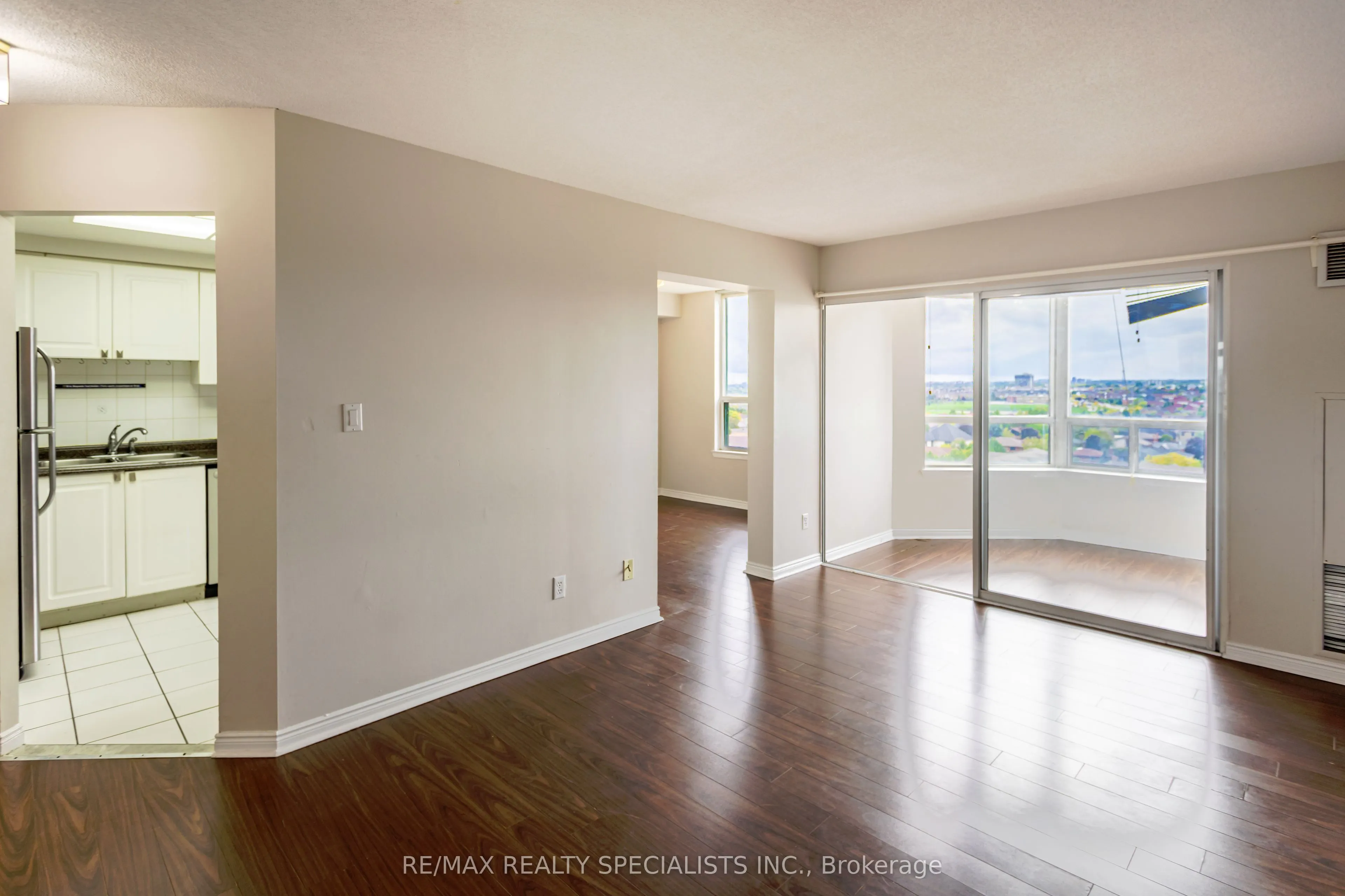 135 Hillcrest Avenue, ## 1211