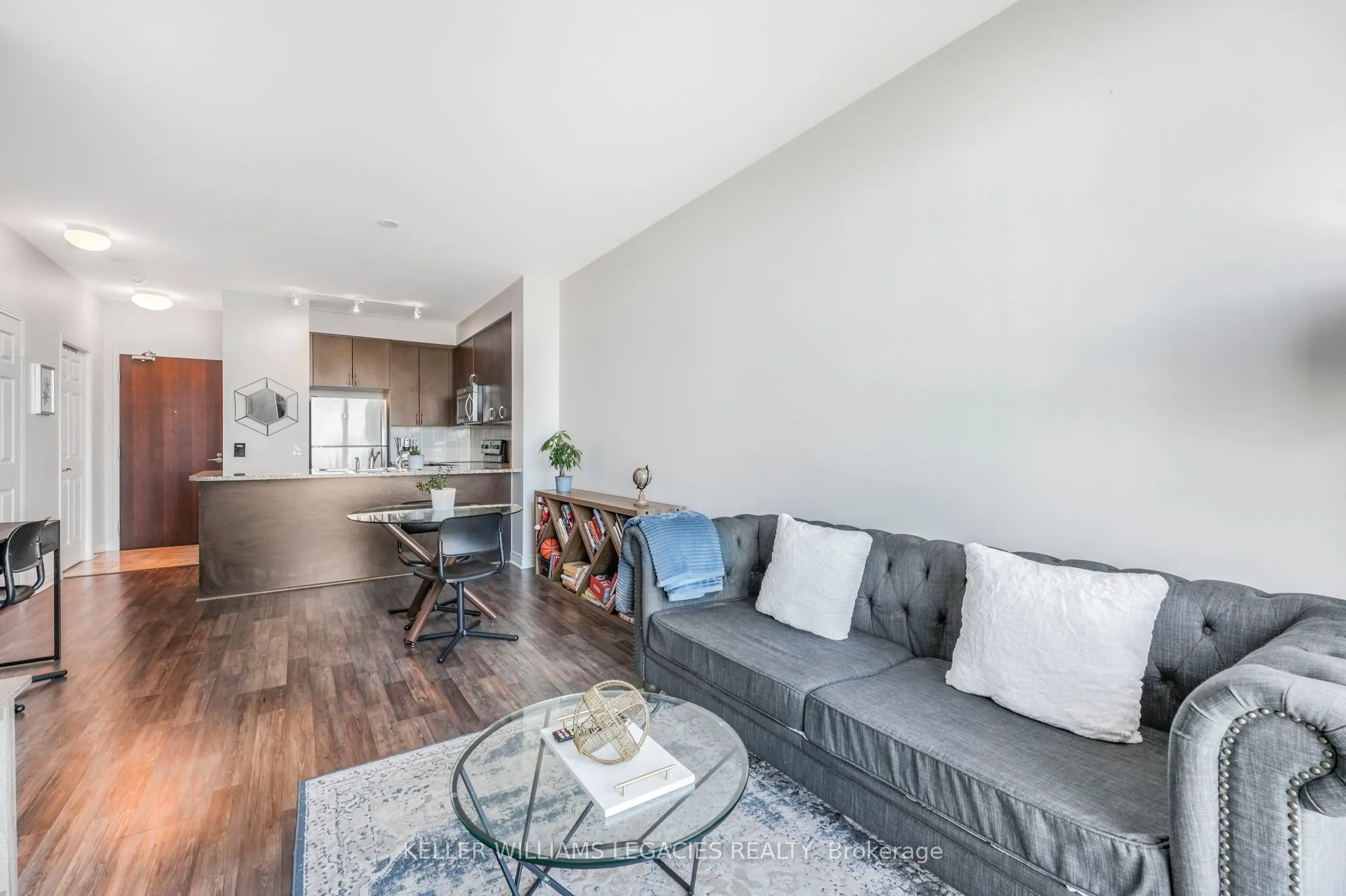 339 Rathburn Road W, #PH18