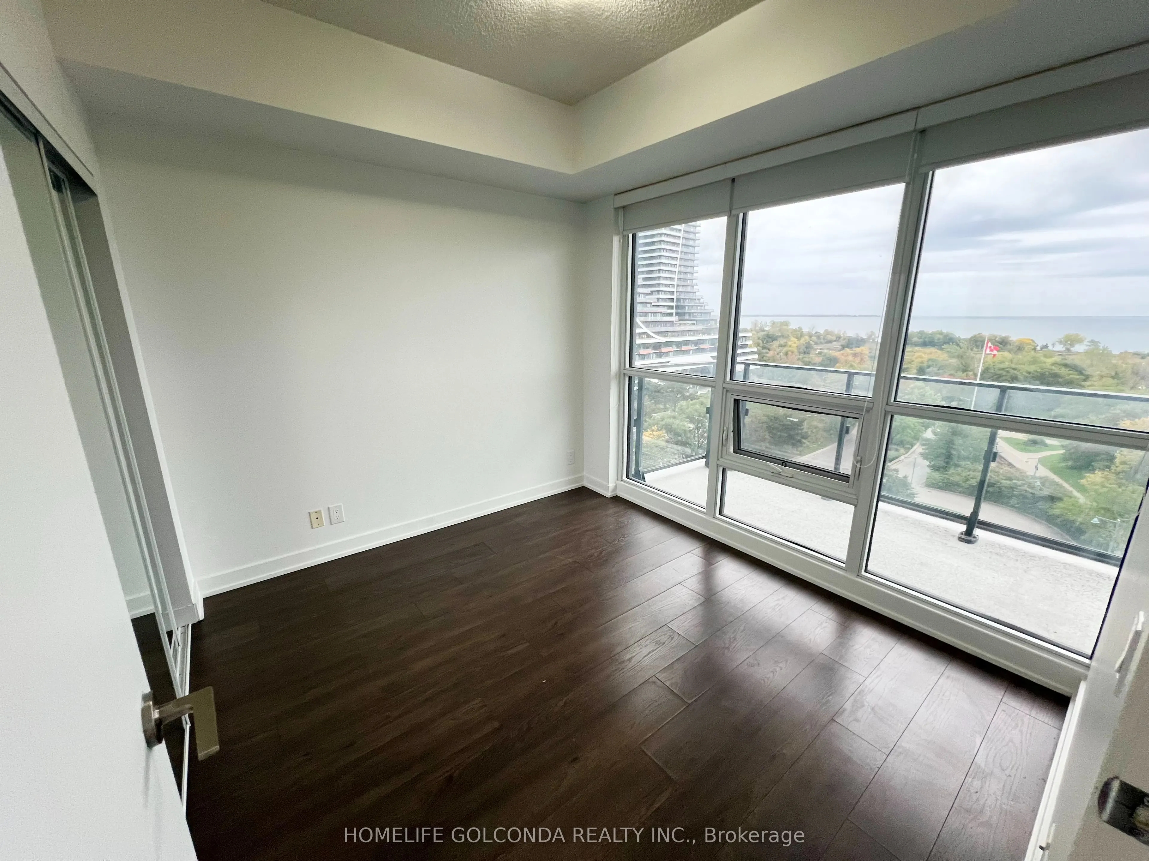 2200 Lake Shore Boulevard W, #1110