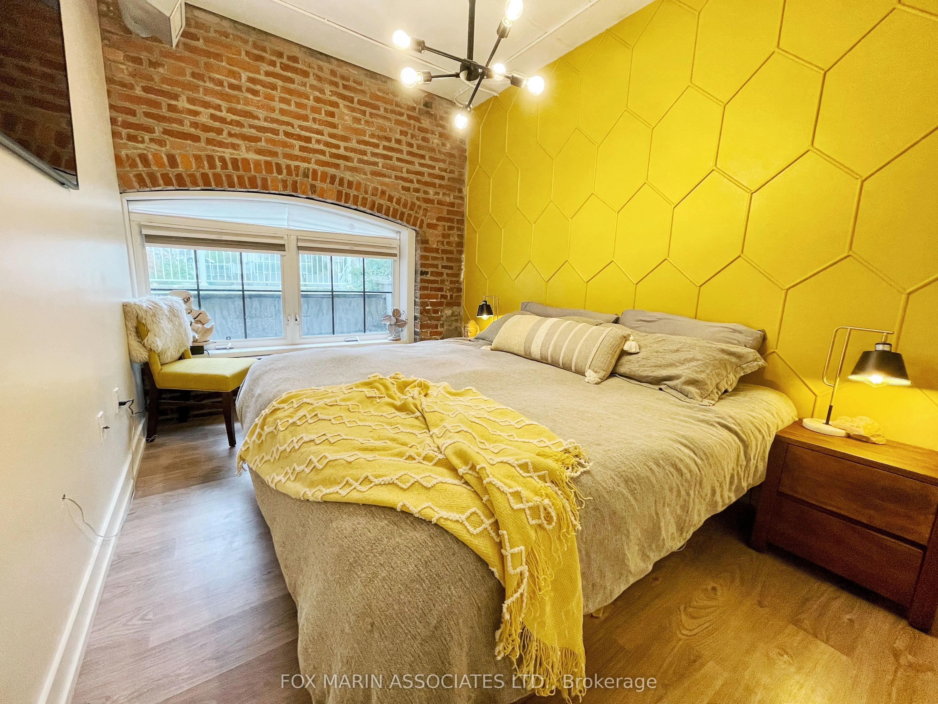 1100 Lansdowne Avenue, #219