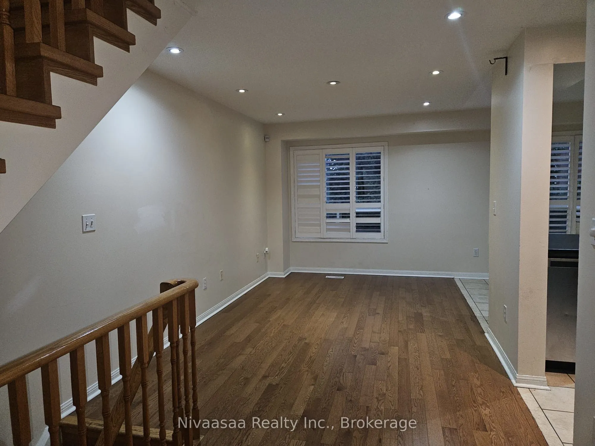 80 Acorn Place, #128