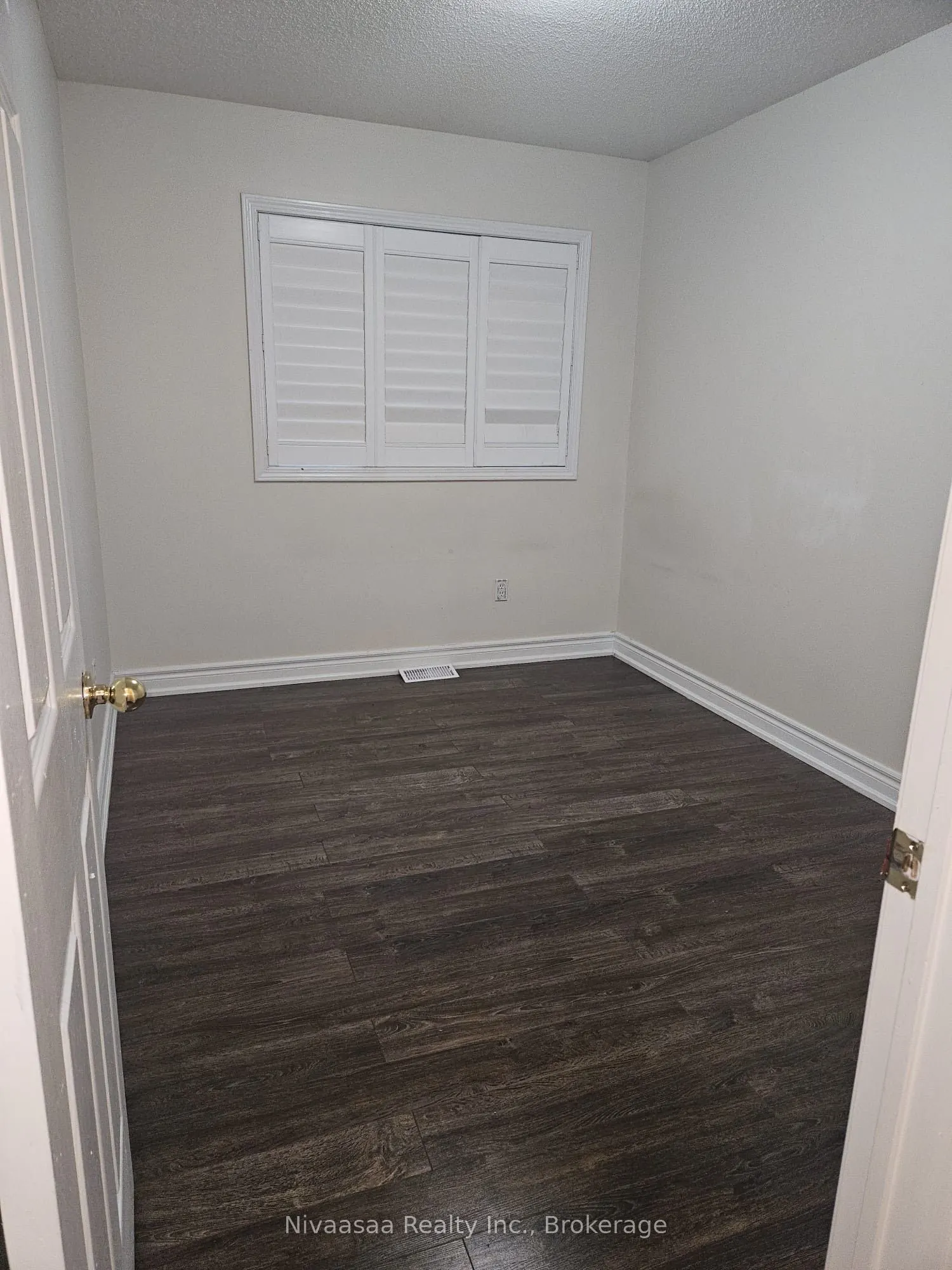 80 Acorn Place, #128