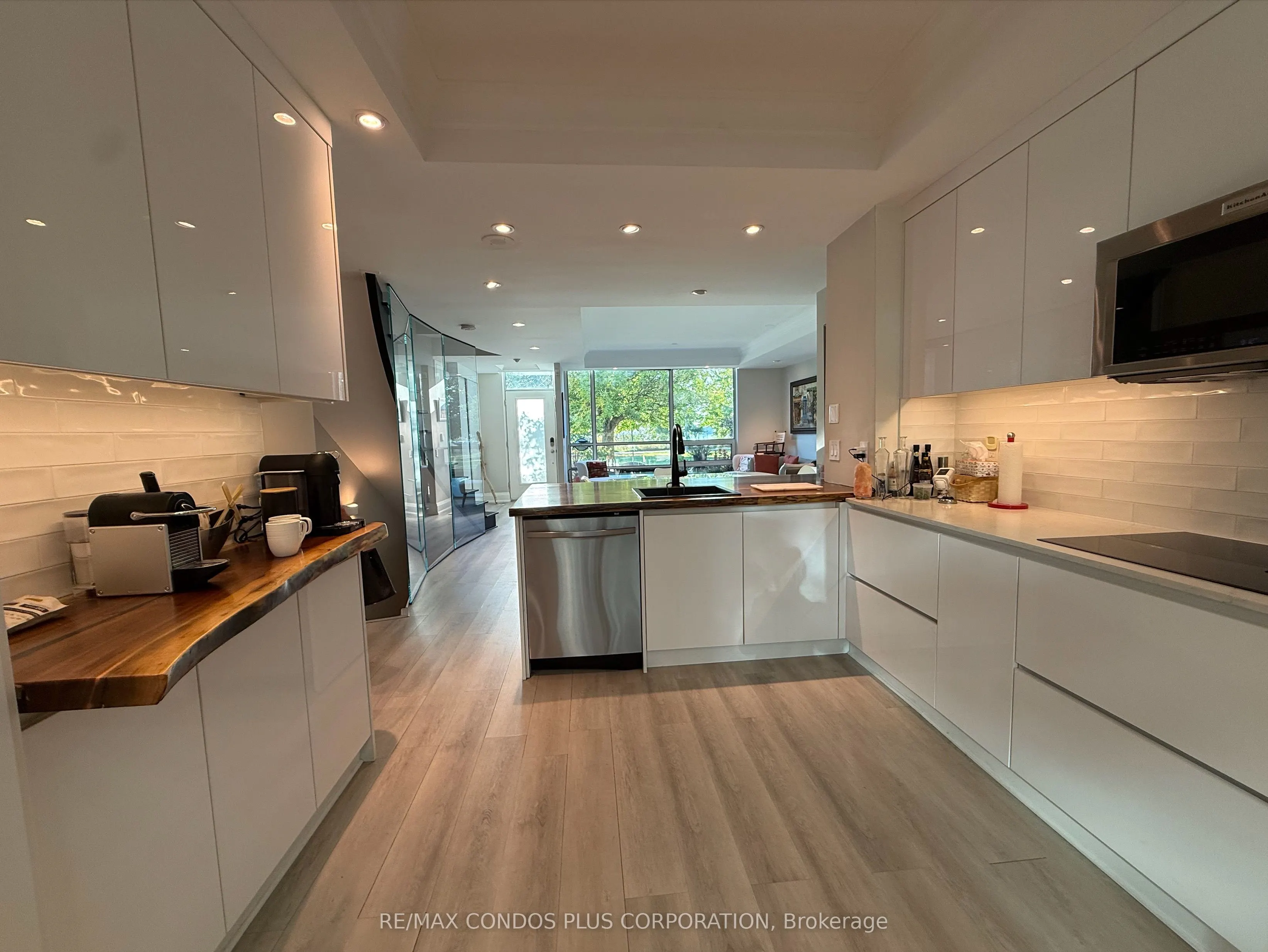 5 Marine Parade Drive, #Th125