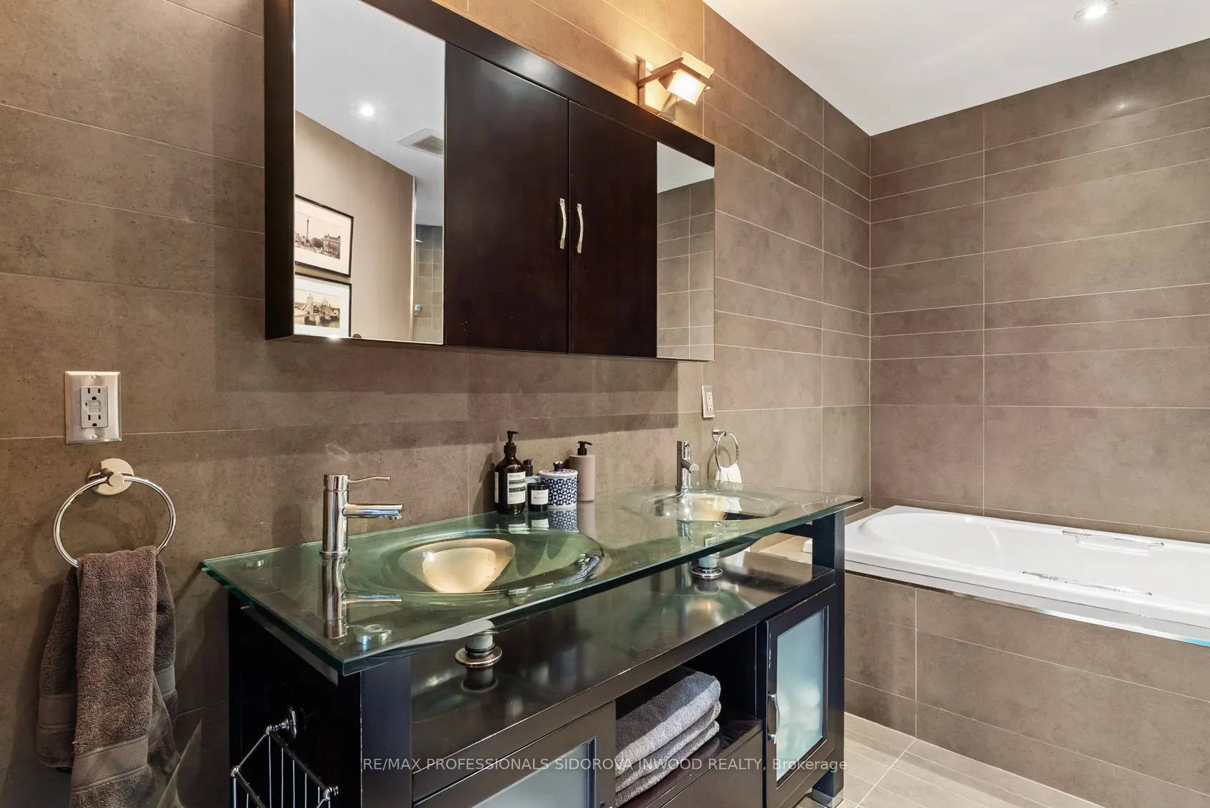 30 Morrow Avenue, #103
