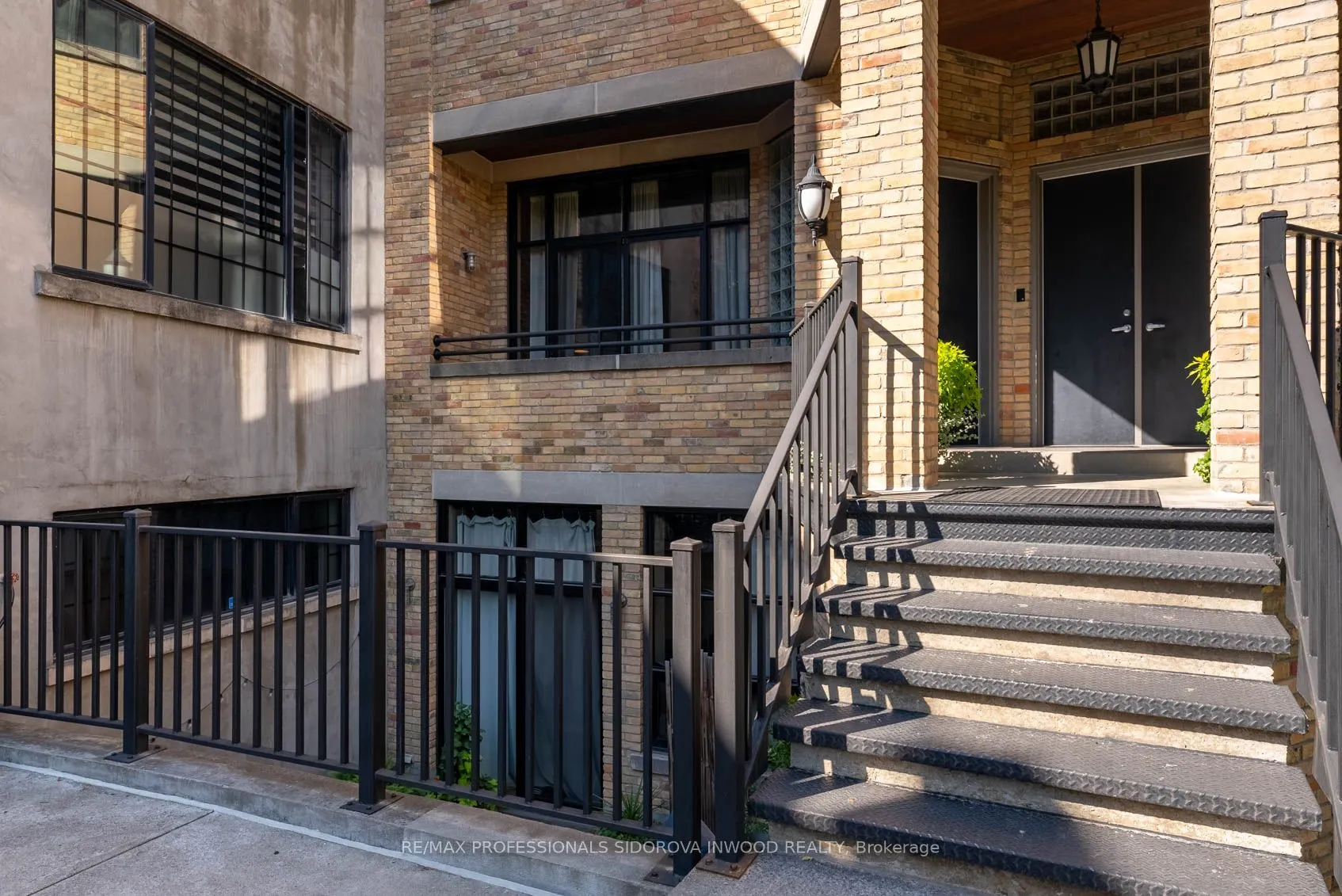 30 Morrow Avenue, #103