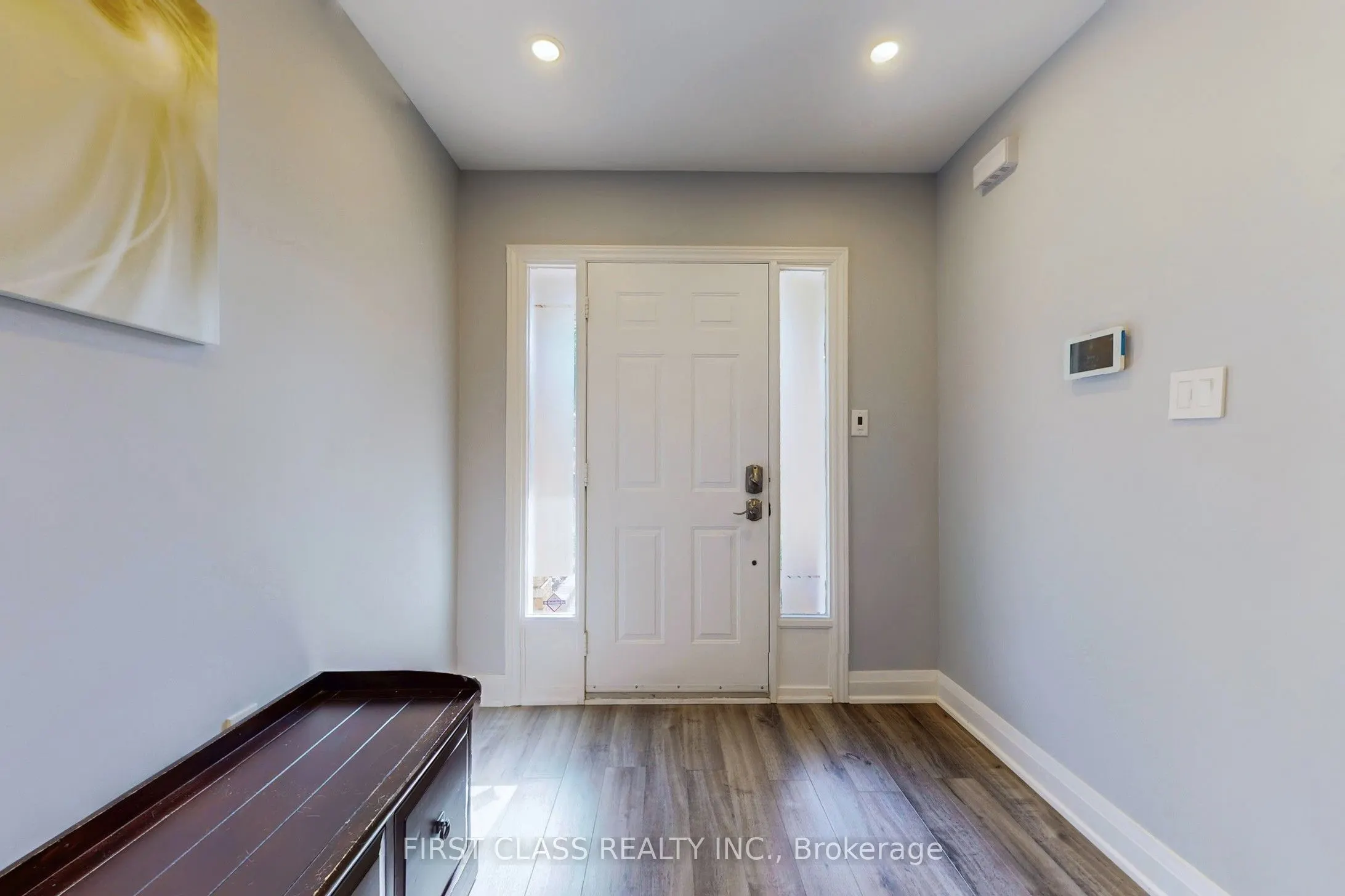 5244 Floral Hill Crescent