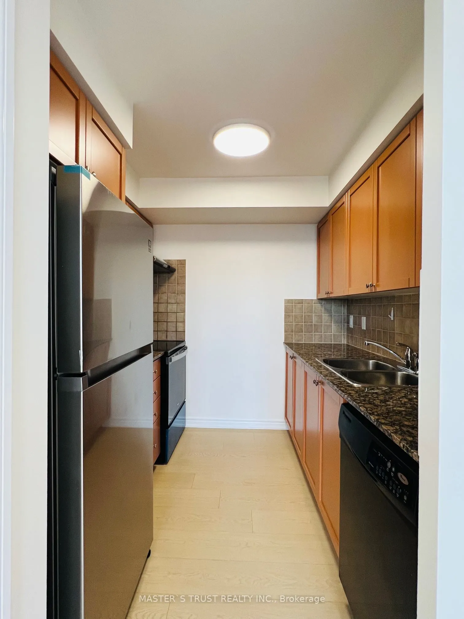 310 Burnhamthorpe Road W, #2512