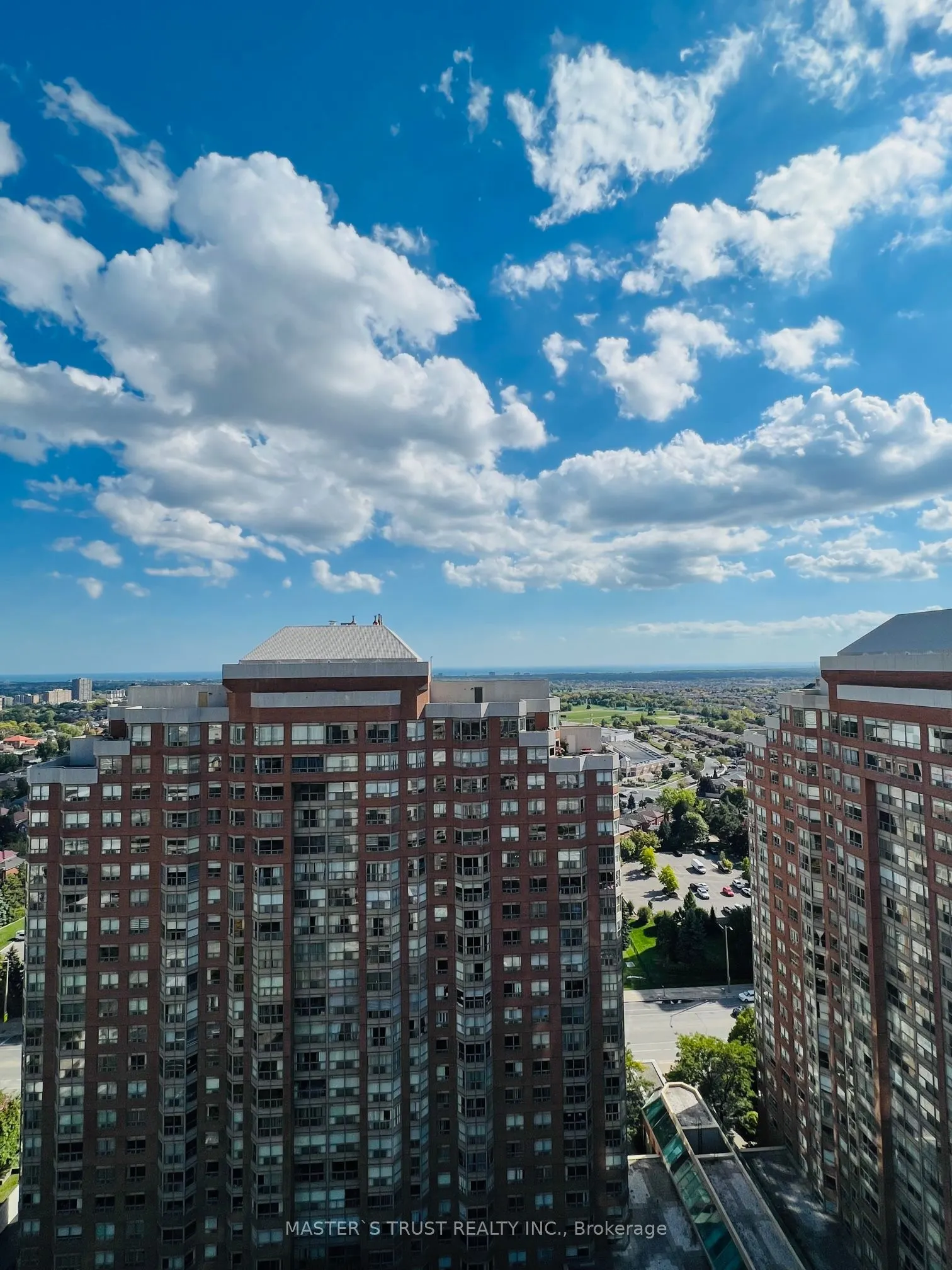 310 Burnhamthorpe Road W, #2512