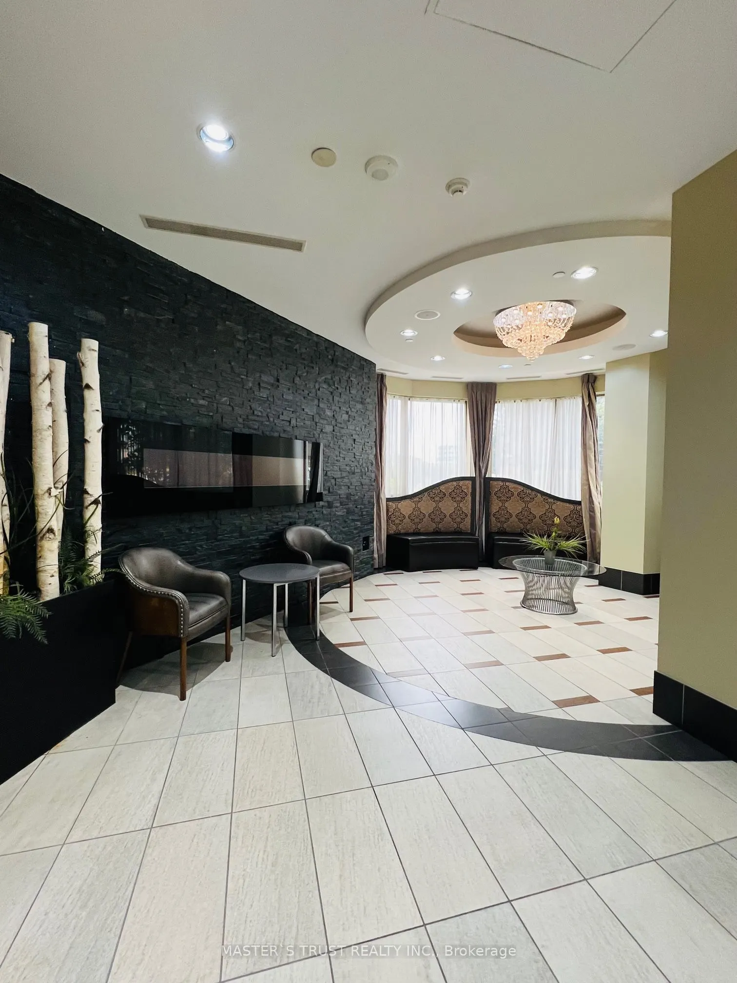 310 Burnhamthorpe Road W, #2512