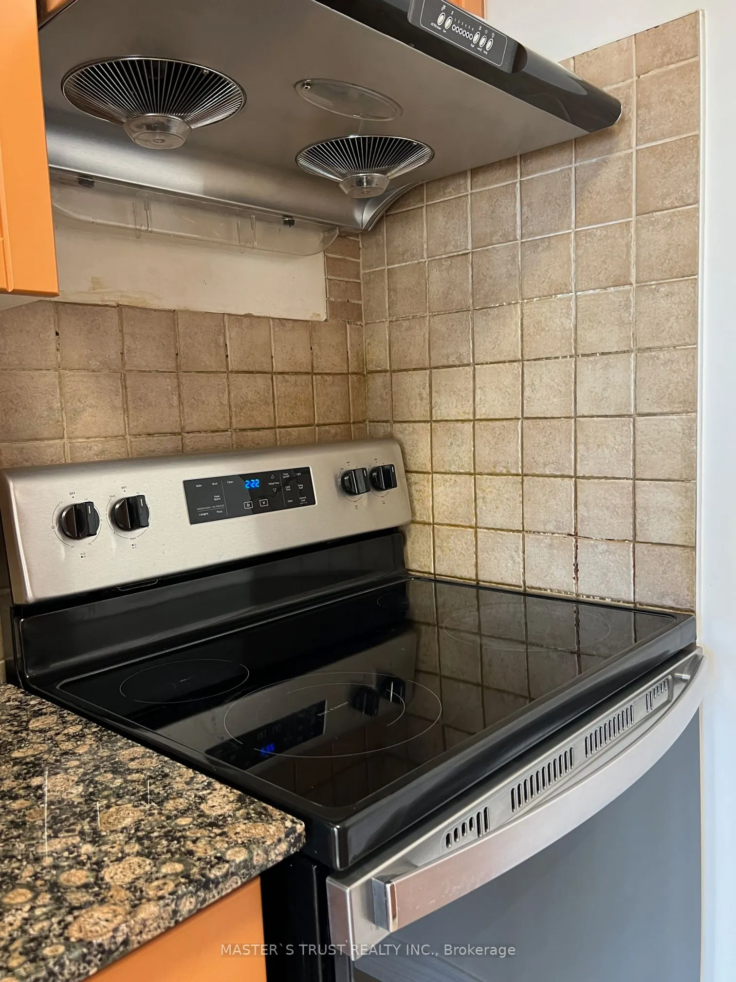 310 Burnhamthorpe Road W, #2512