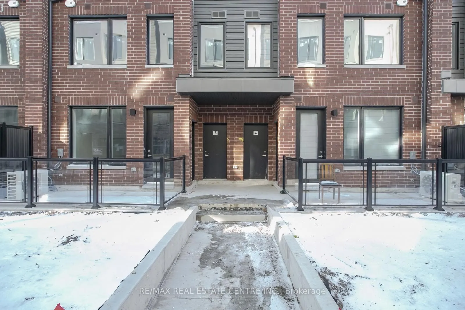 3556 Colonial Drive, #4