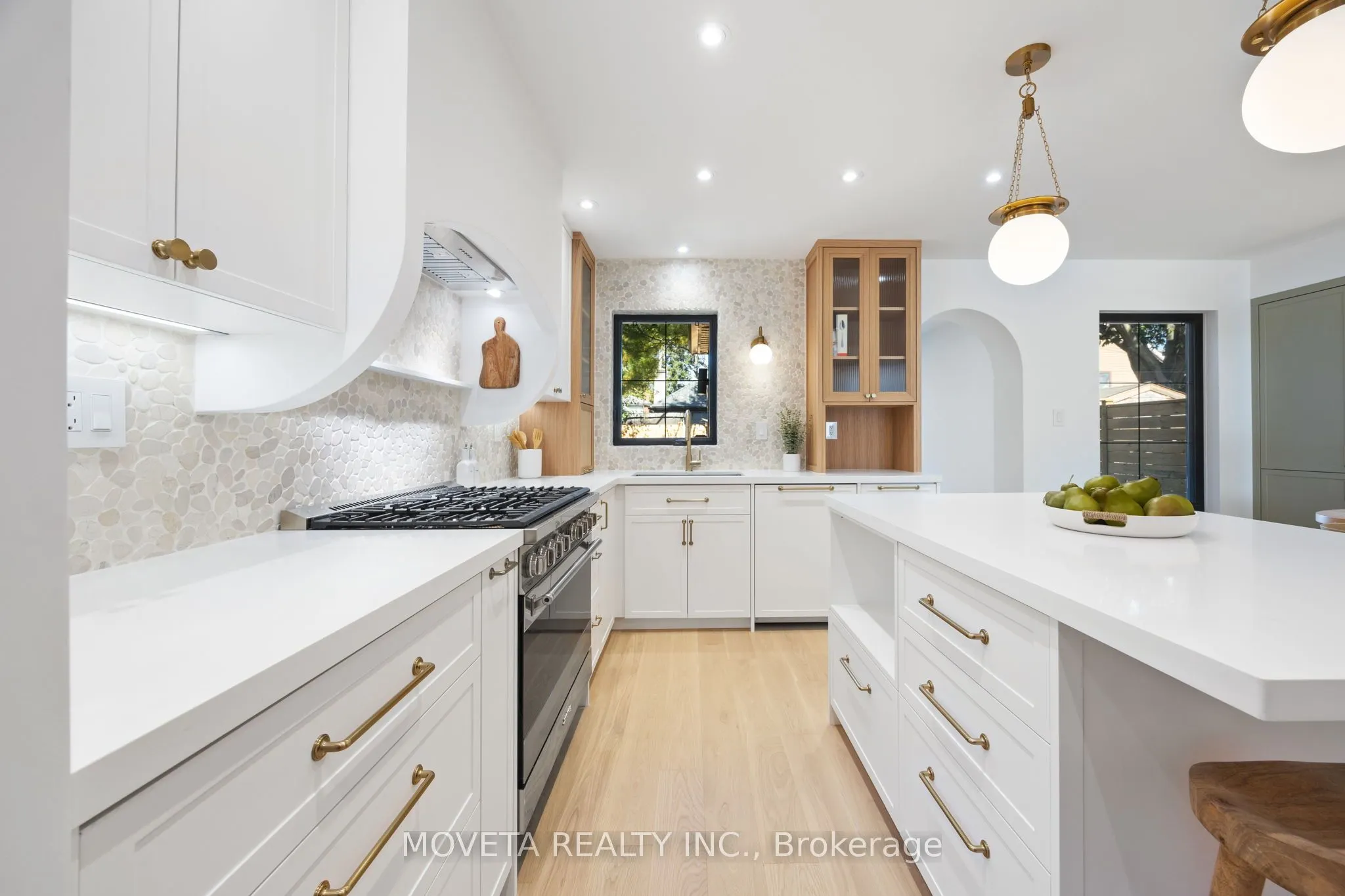 4 Mahoney Avenue