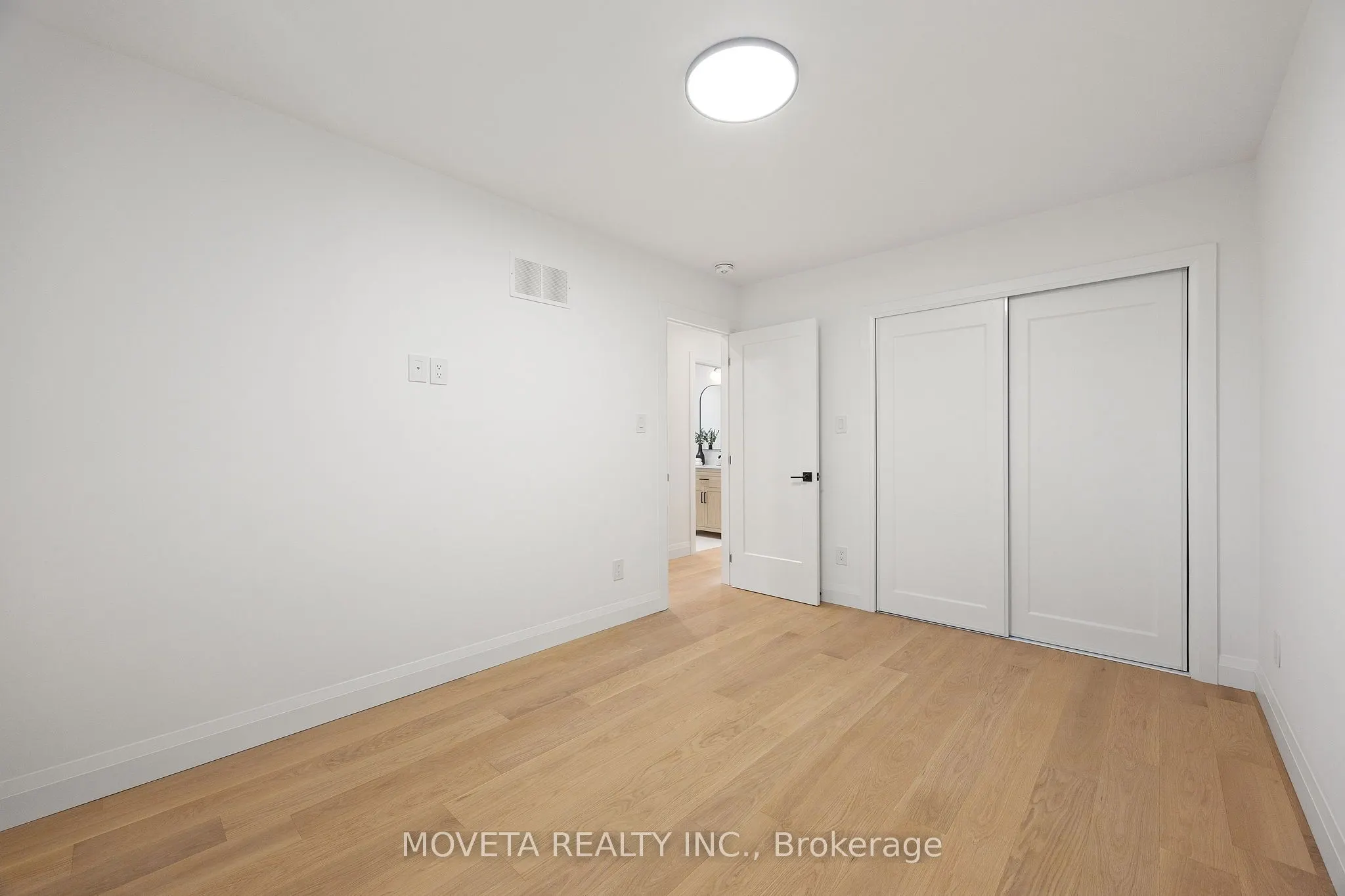 4 Mahoney Avenue