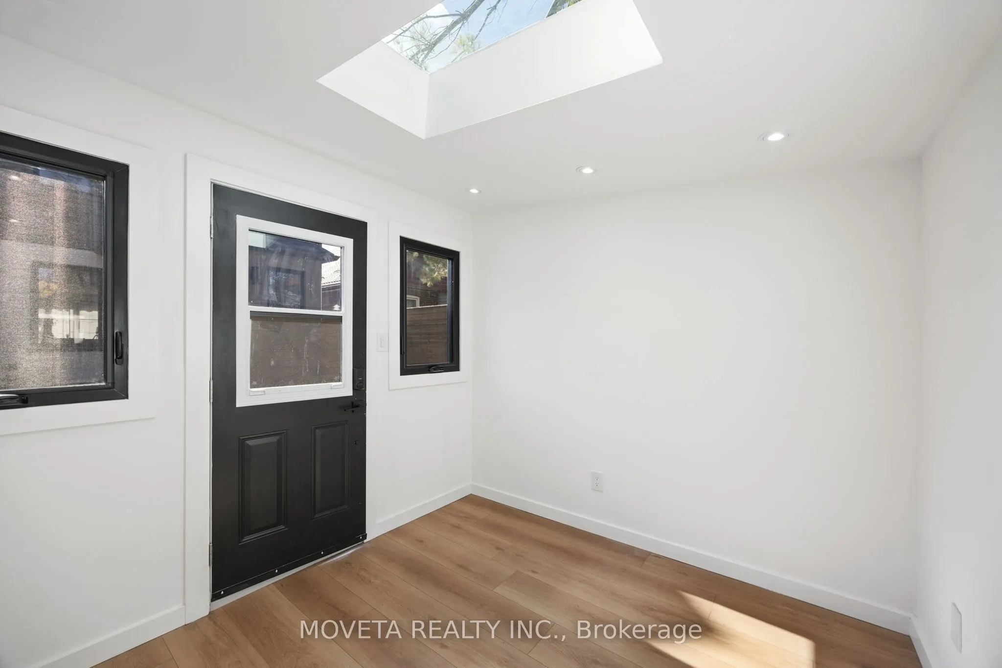 4 Mahoney Avenue