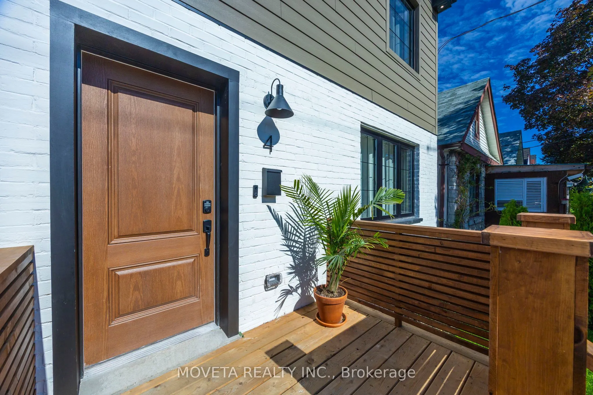 4 Mahoney Avenue