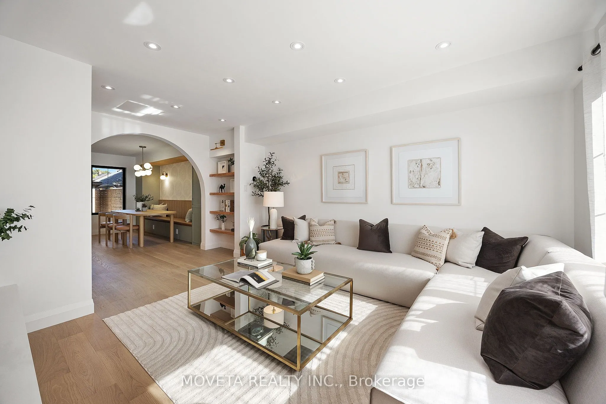 4 Mahoney Avenue