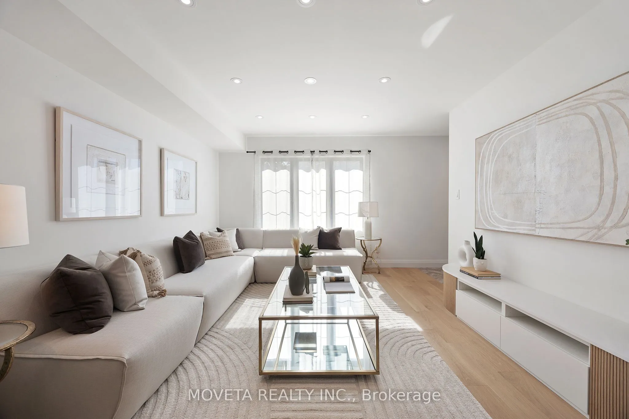 4 Mahoney Avenue
