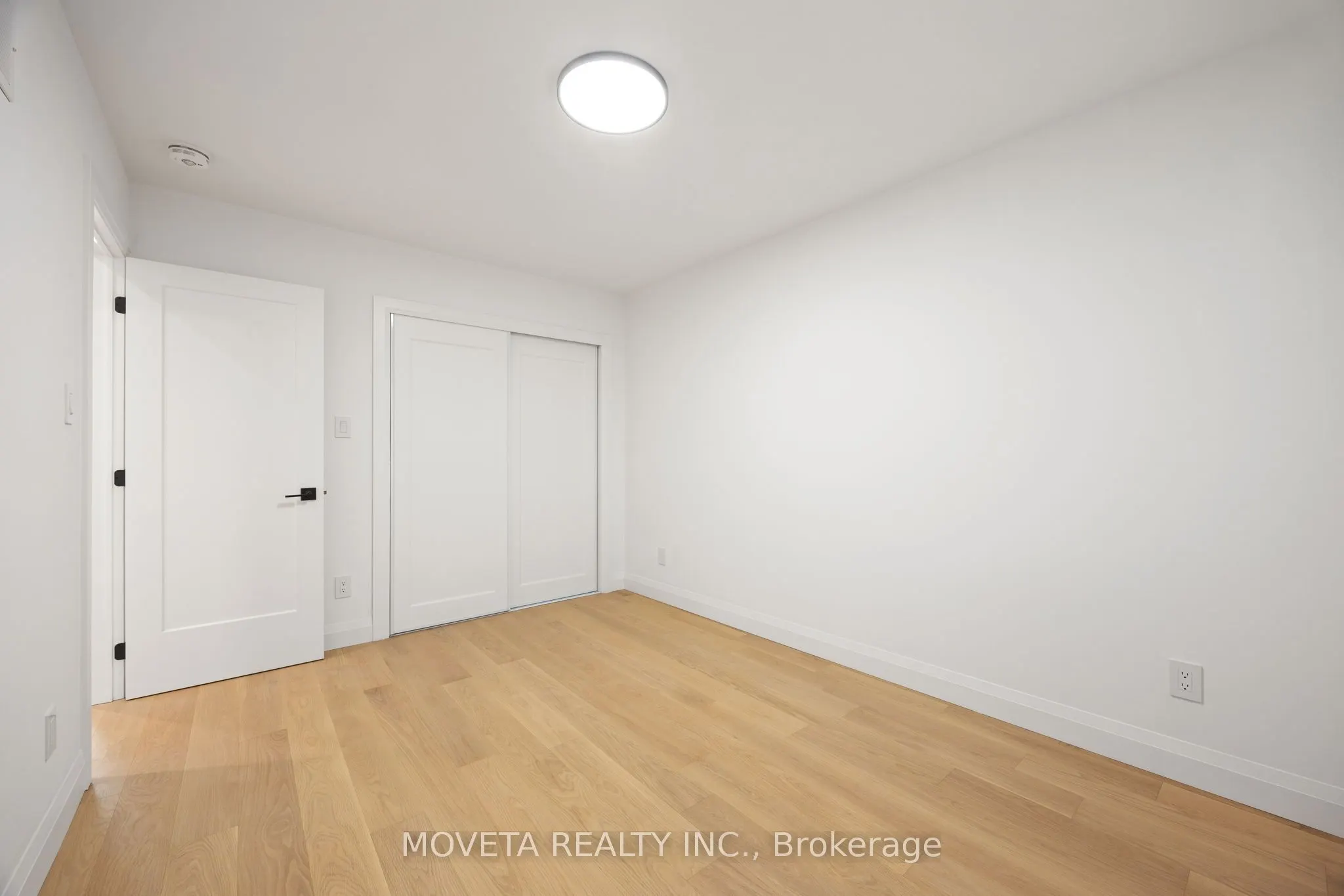 4 Mahoney Avenue