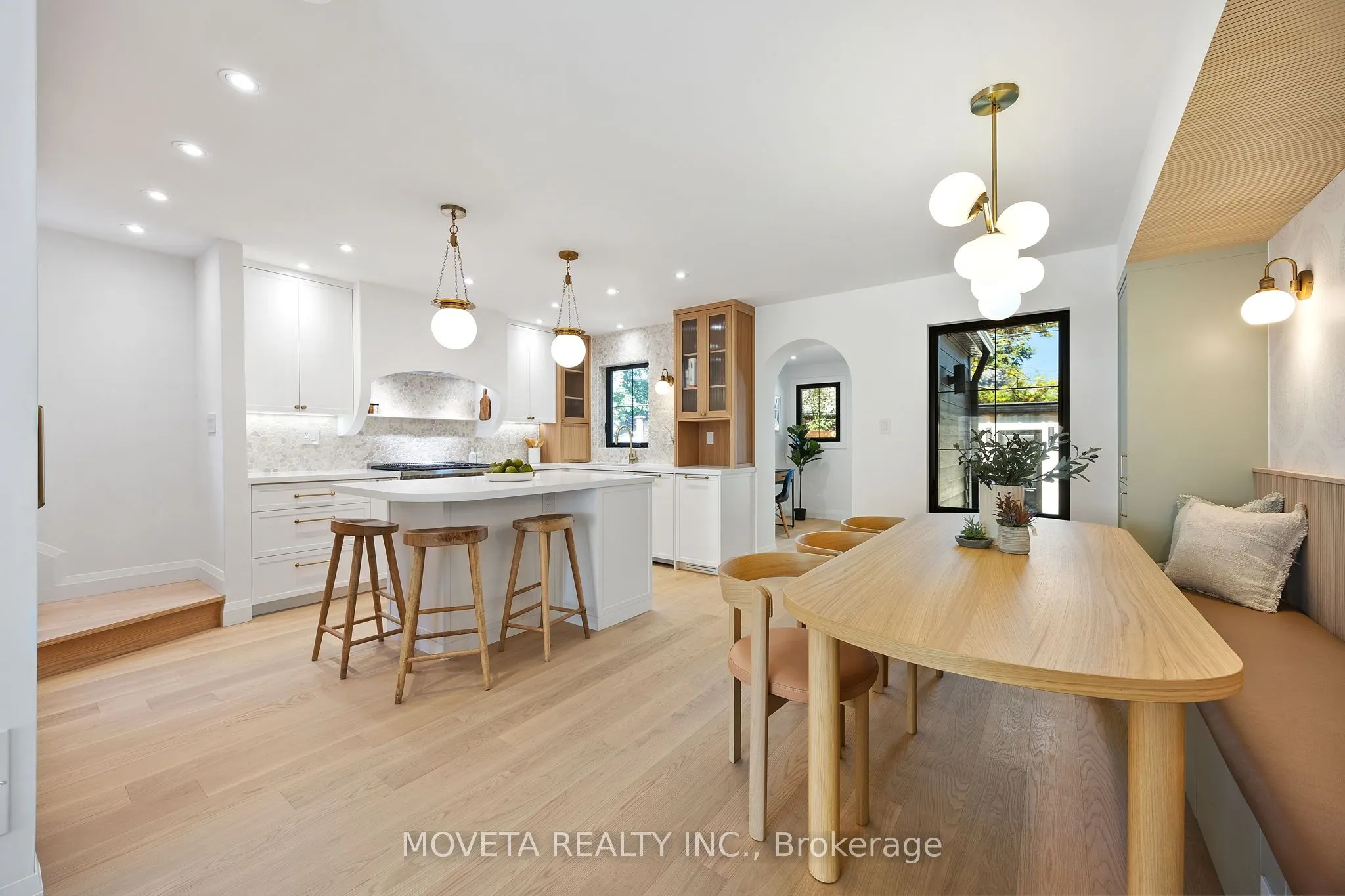 4 Mahoney Avenue