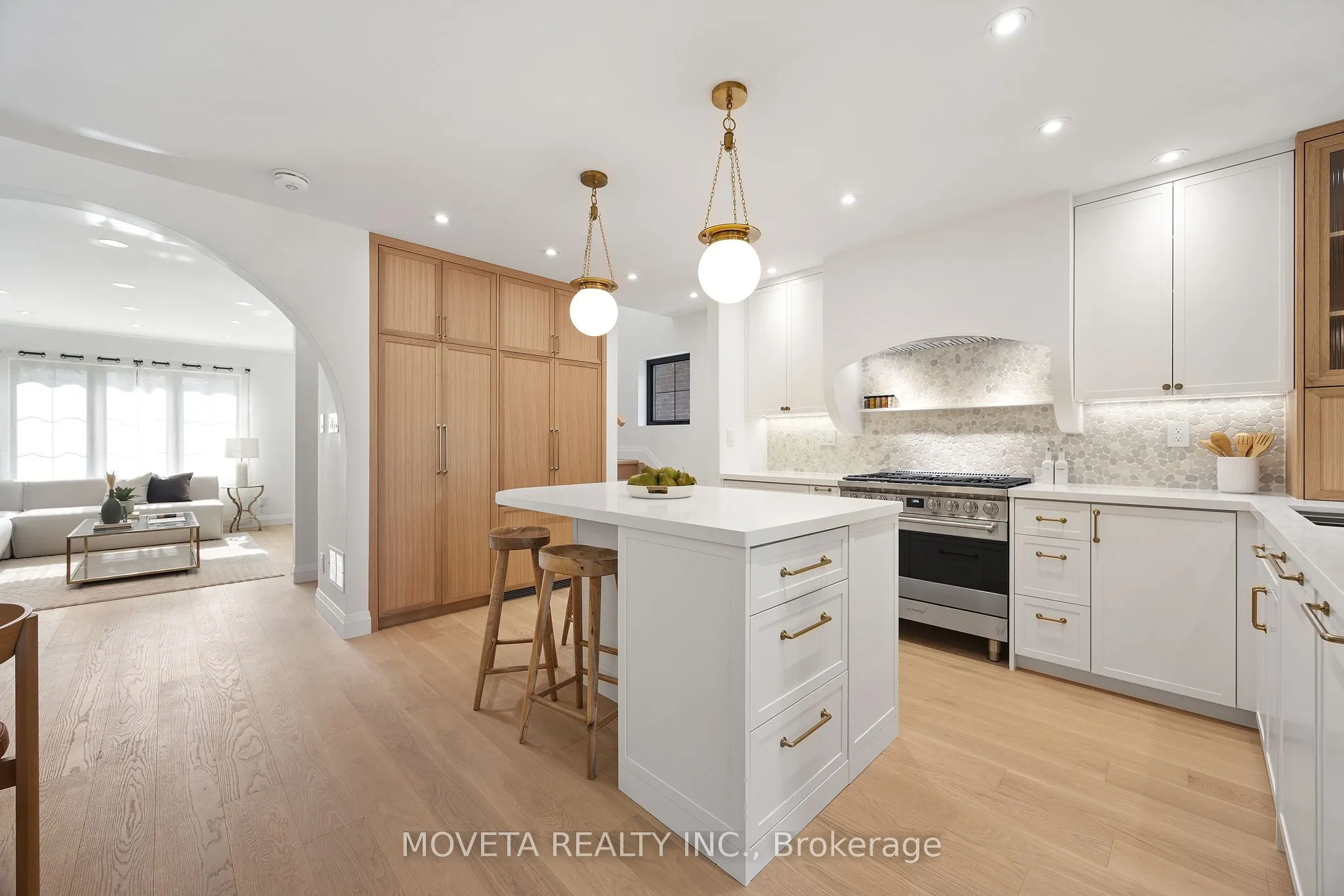 4 Mahoney Avenue