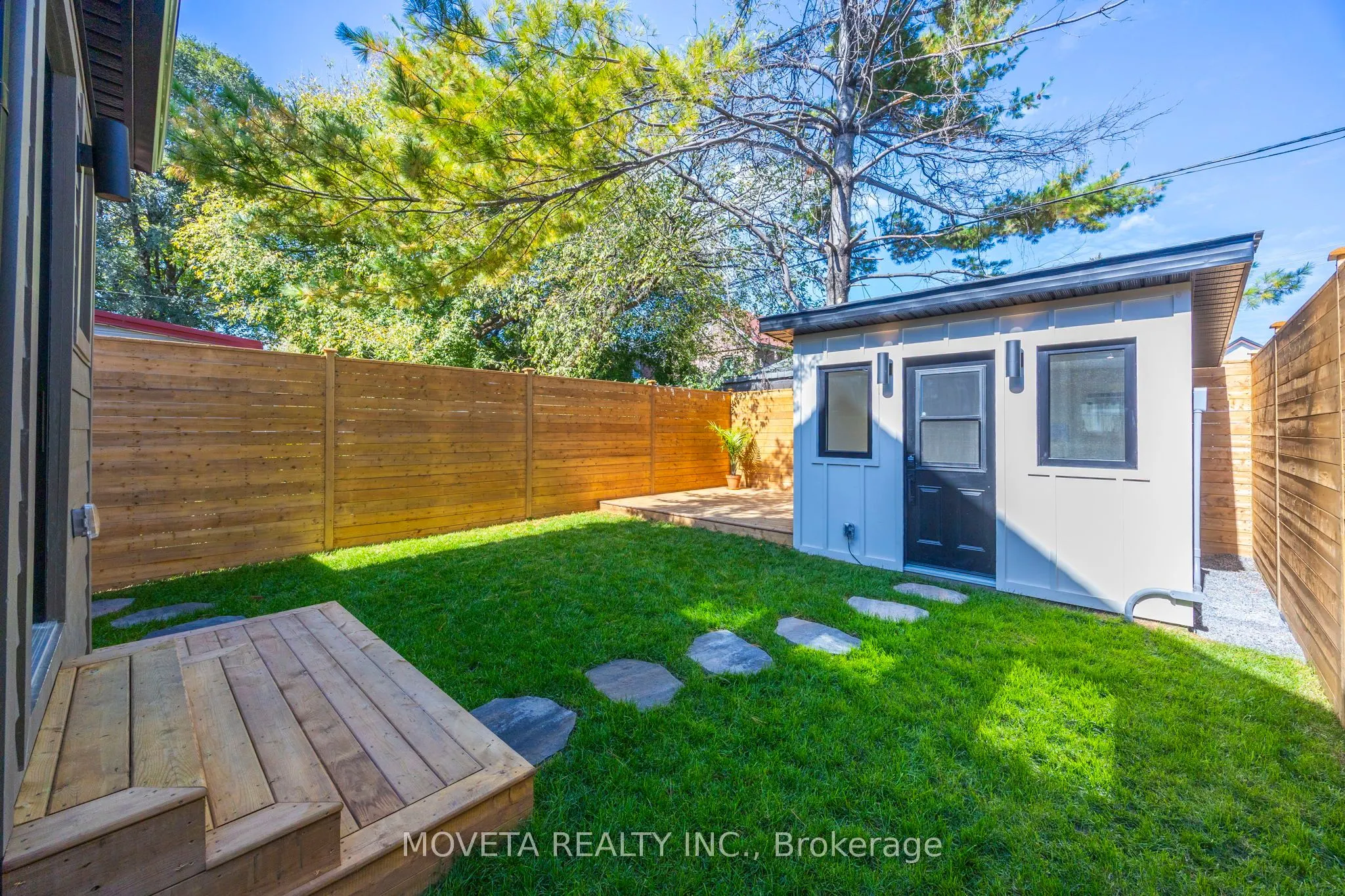 4 Mahoney Avenue