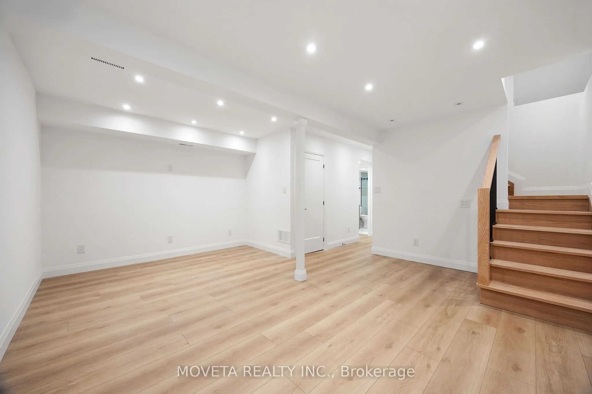 4 Mahoney Avenue