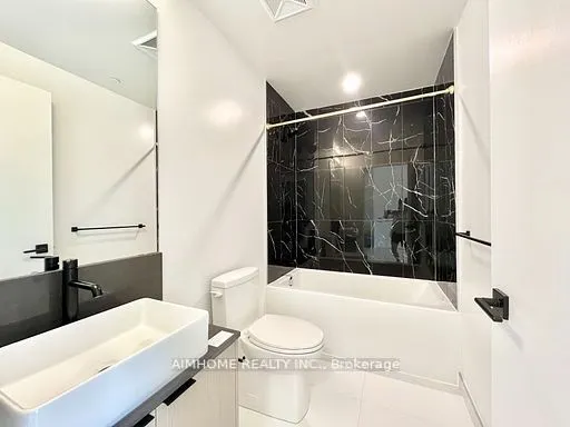 1285 Dupont Street, #506
