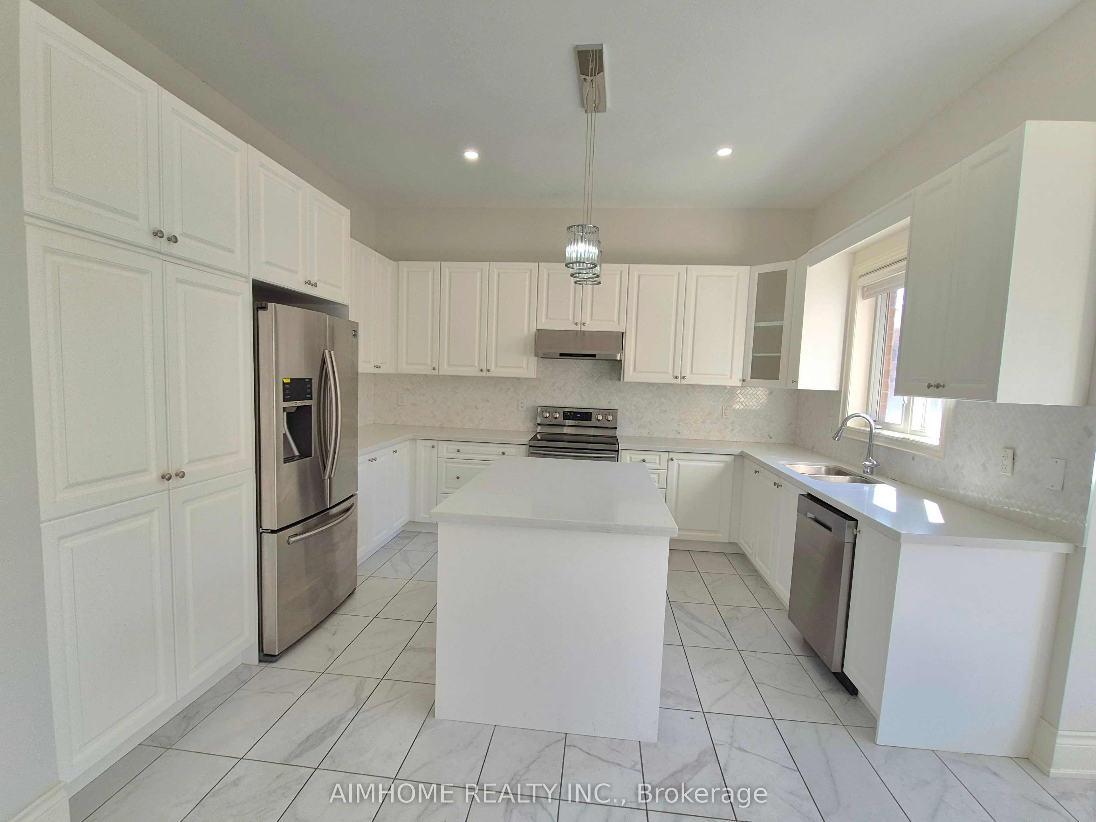 3192 Meadow Marsh Crescent