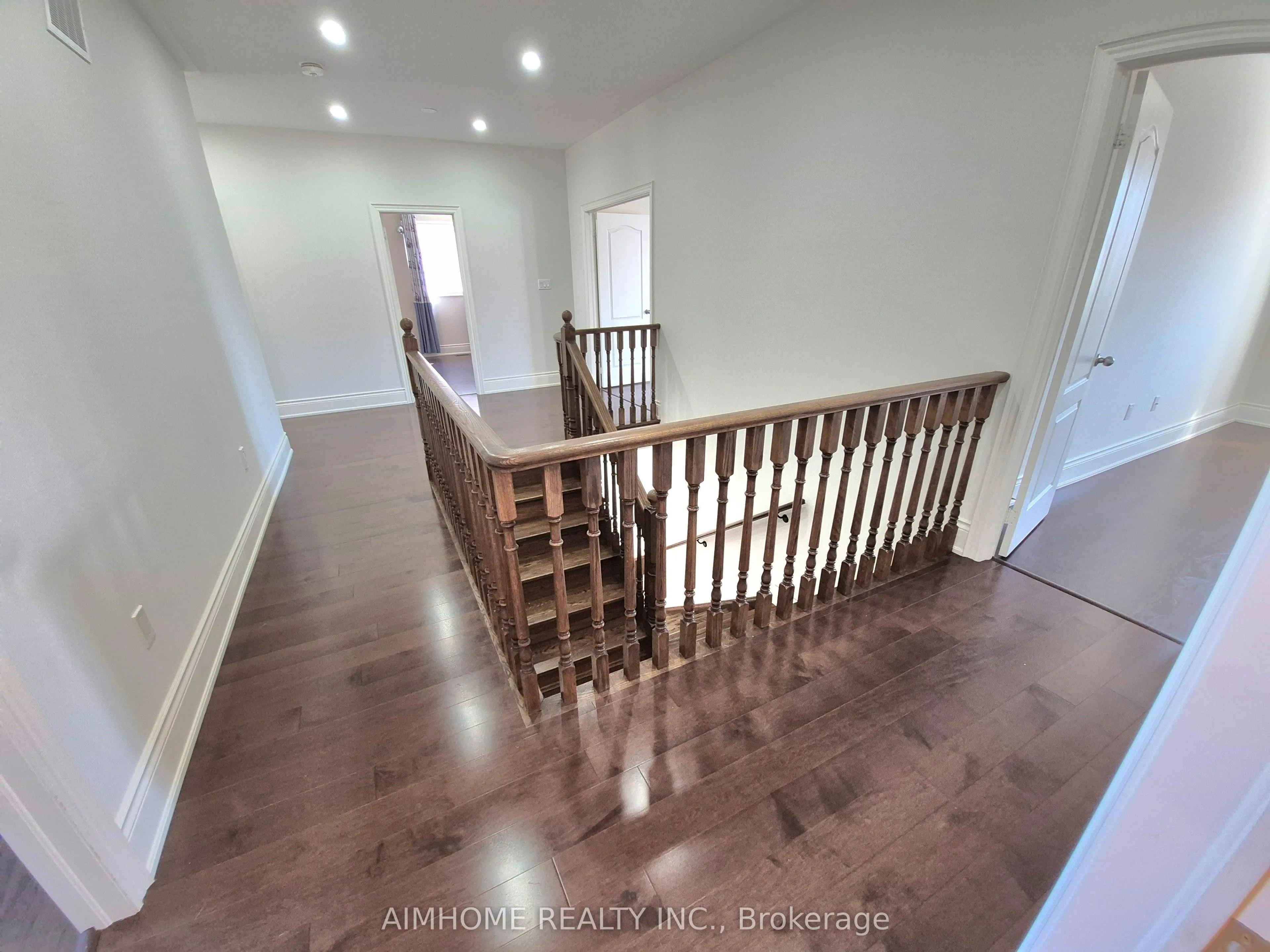3192 Meadow Marsh Crescent