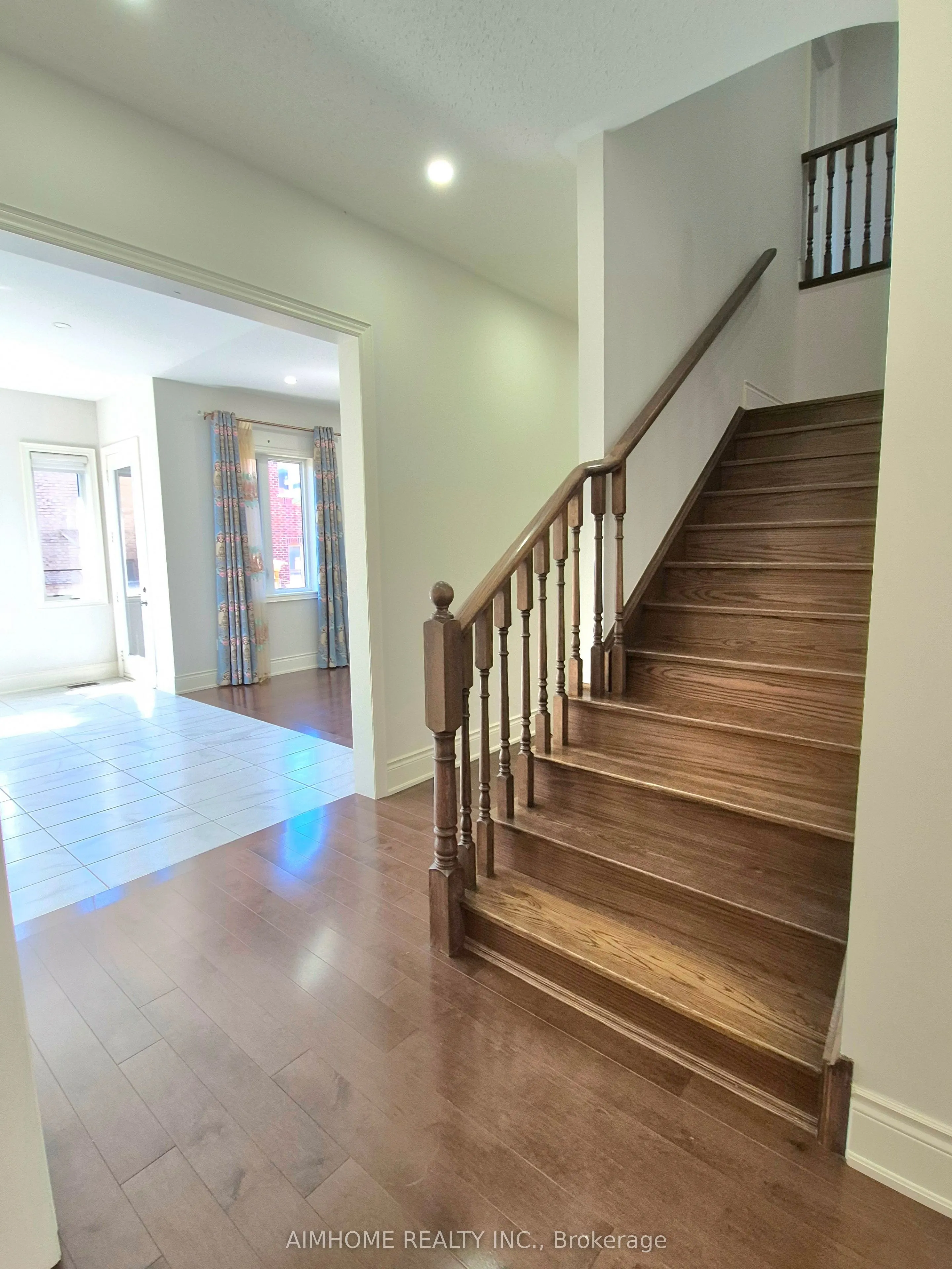 3192 Meadow Marsh Crescent