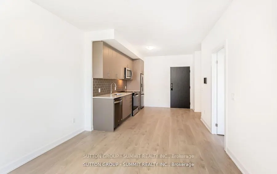 3220 William Coltson Avenue, #906