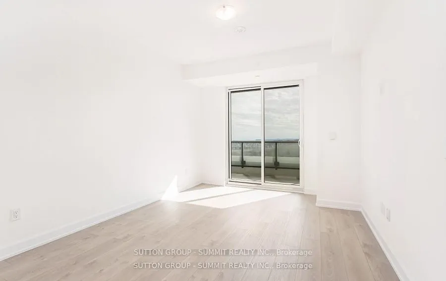 3220 William Coltson Avenue, #906