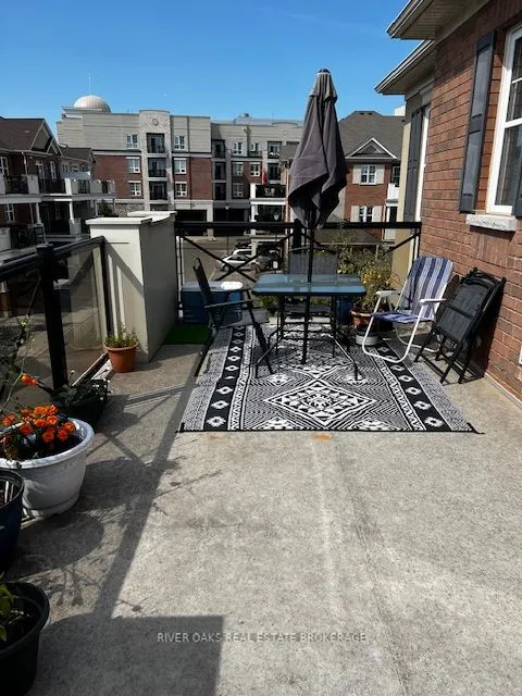263 Georgian Drive, #305