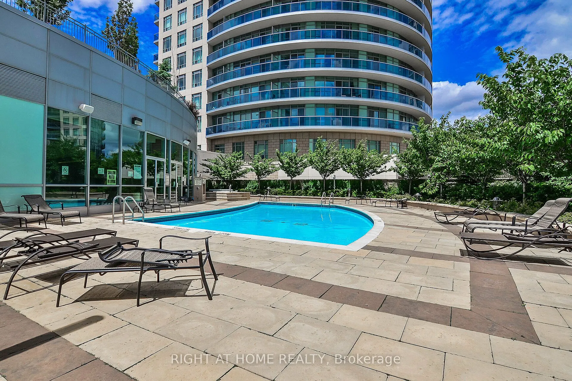 70 Absolute Avenue, #1002