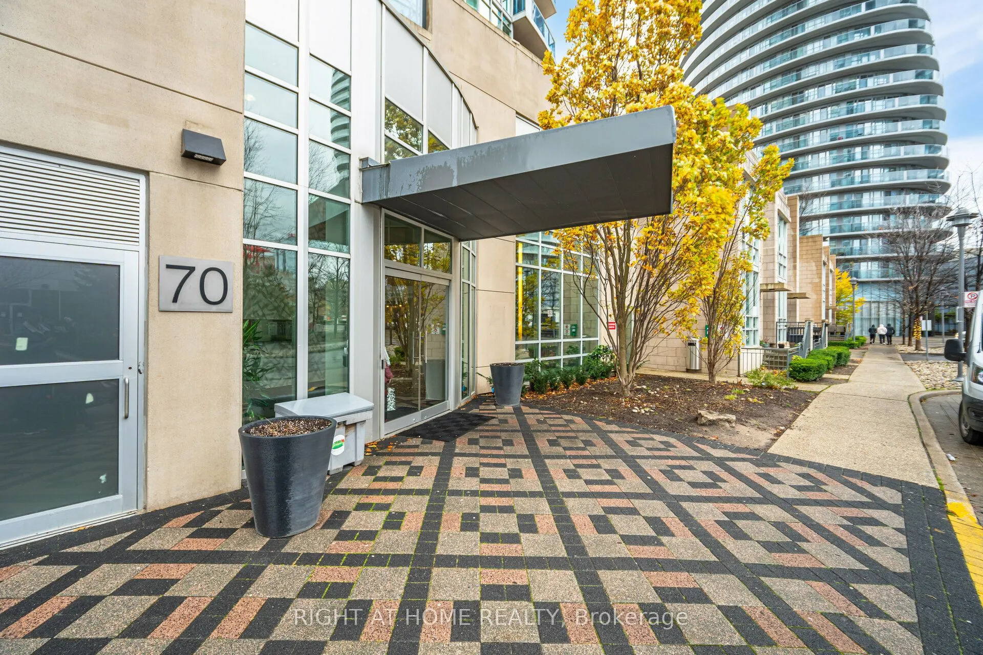 70 Absolute Avenue, #1002