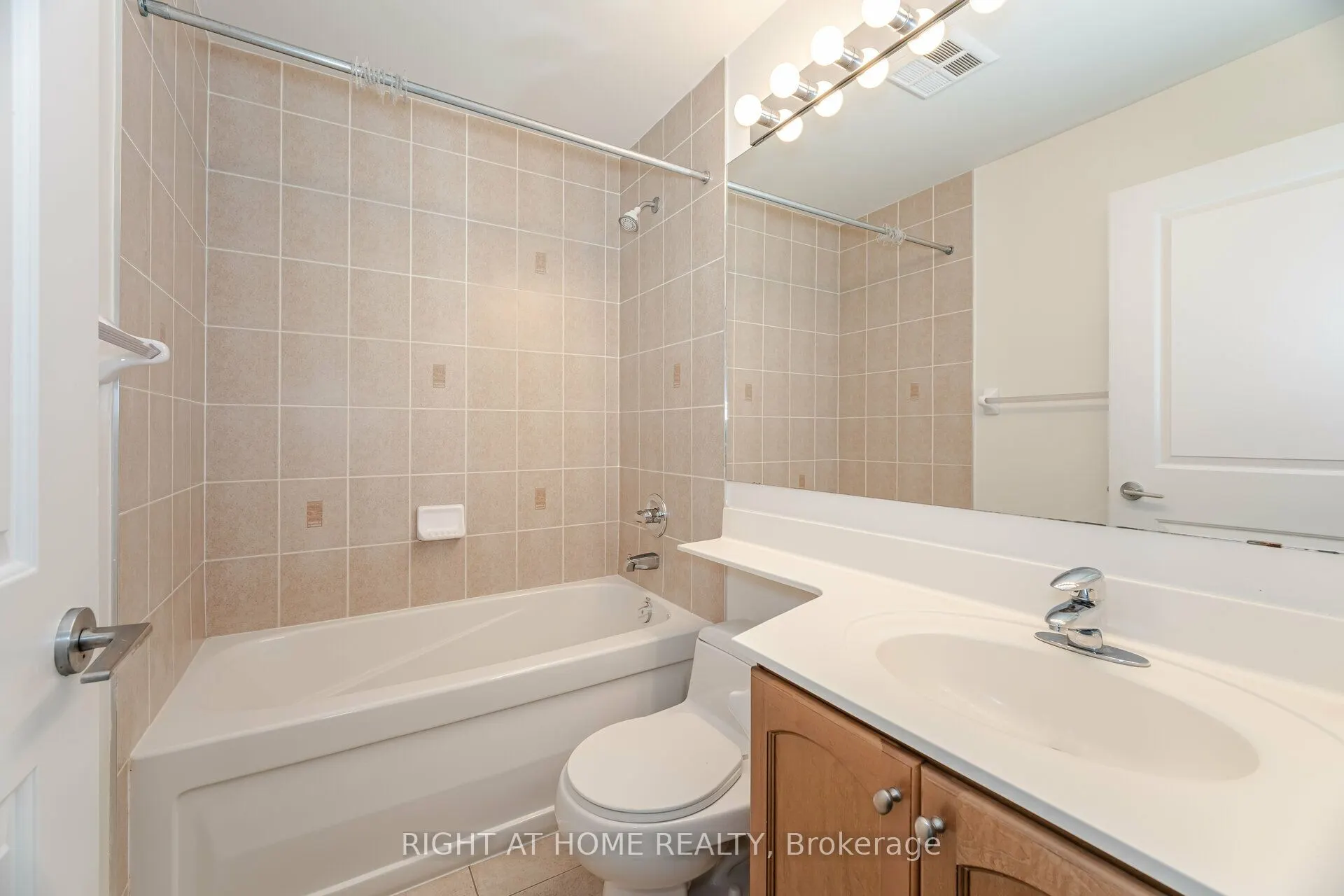 70 Absolute Avenue, #1002