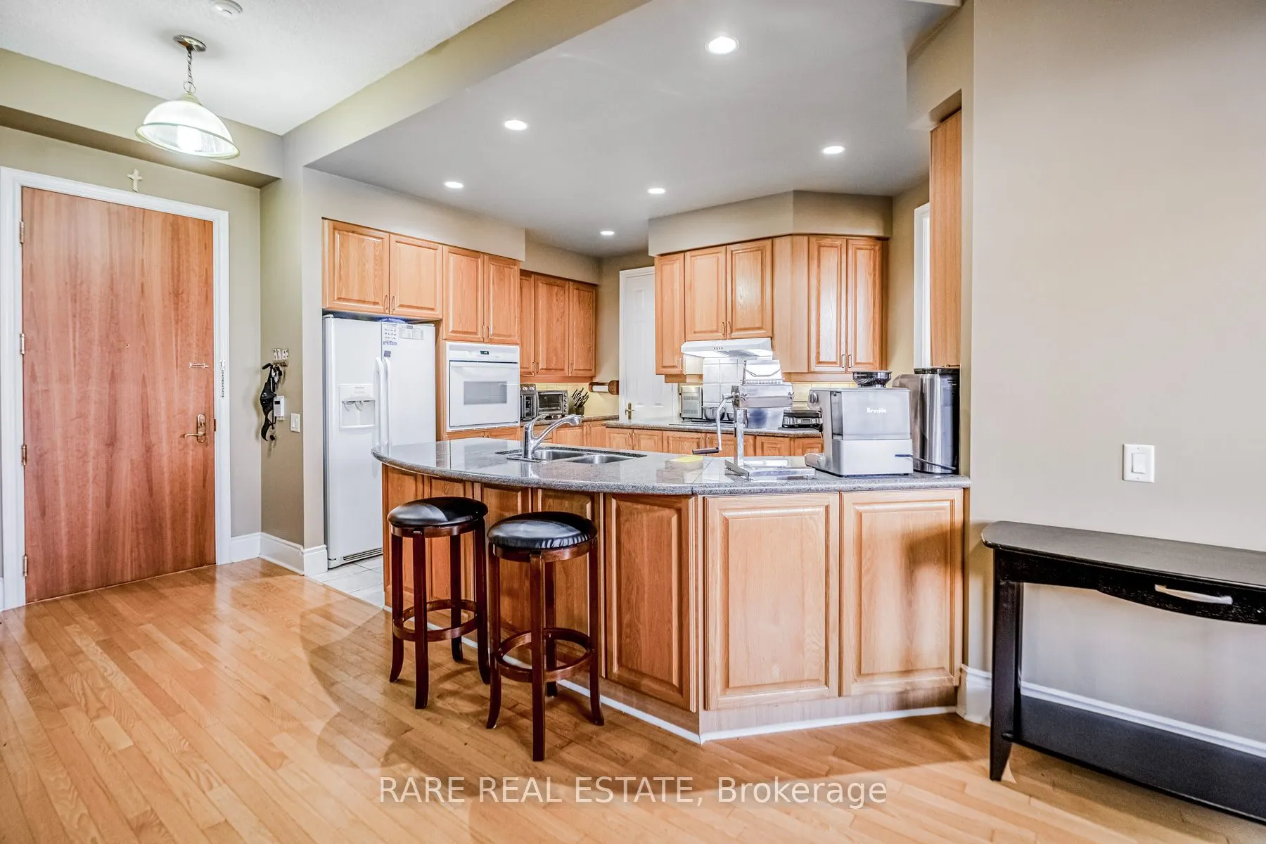 25 Kingsbridge Garden Circle, #TPH6