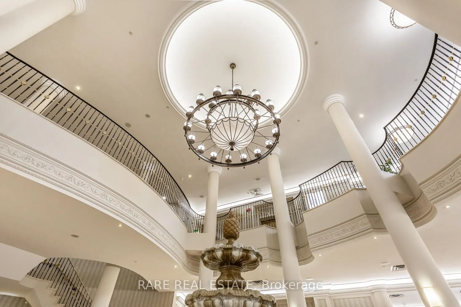 25 Kingsbridge Garden Circle, #TPH6