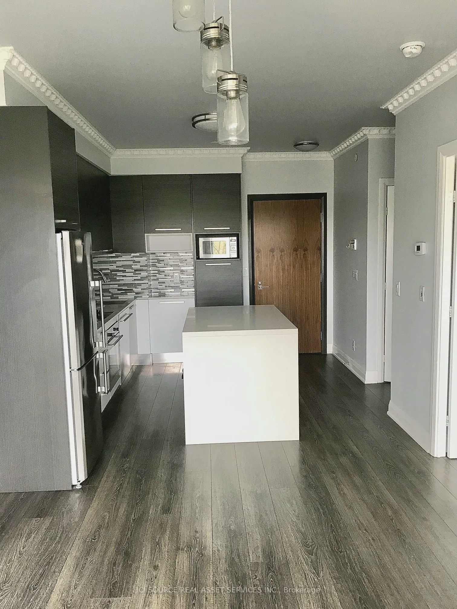 36 Park Lawn Road, #304