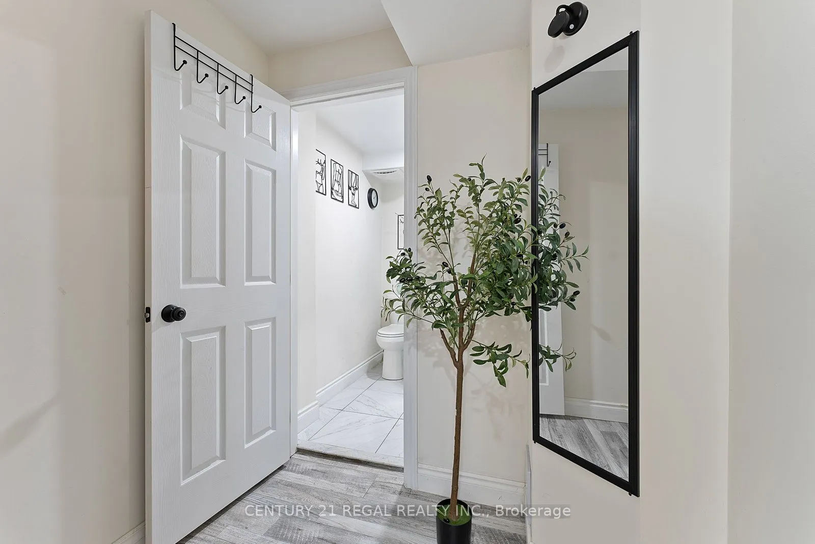 43 Tollgate Street, #Lower